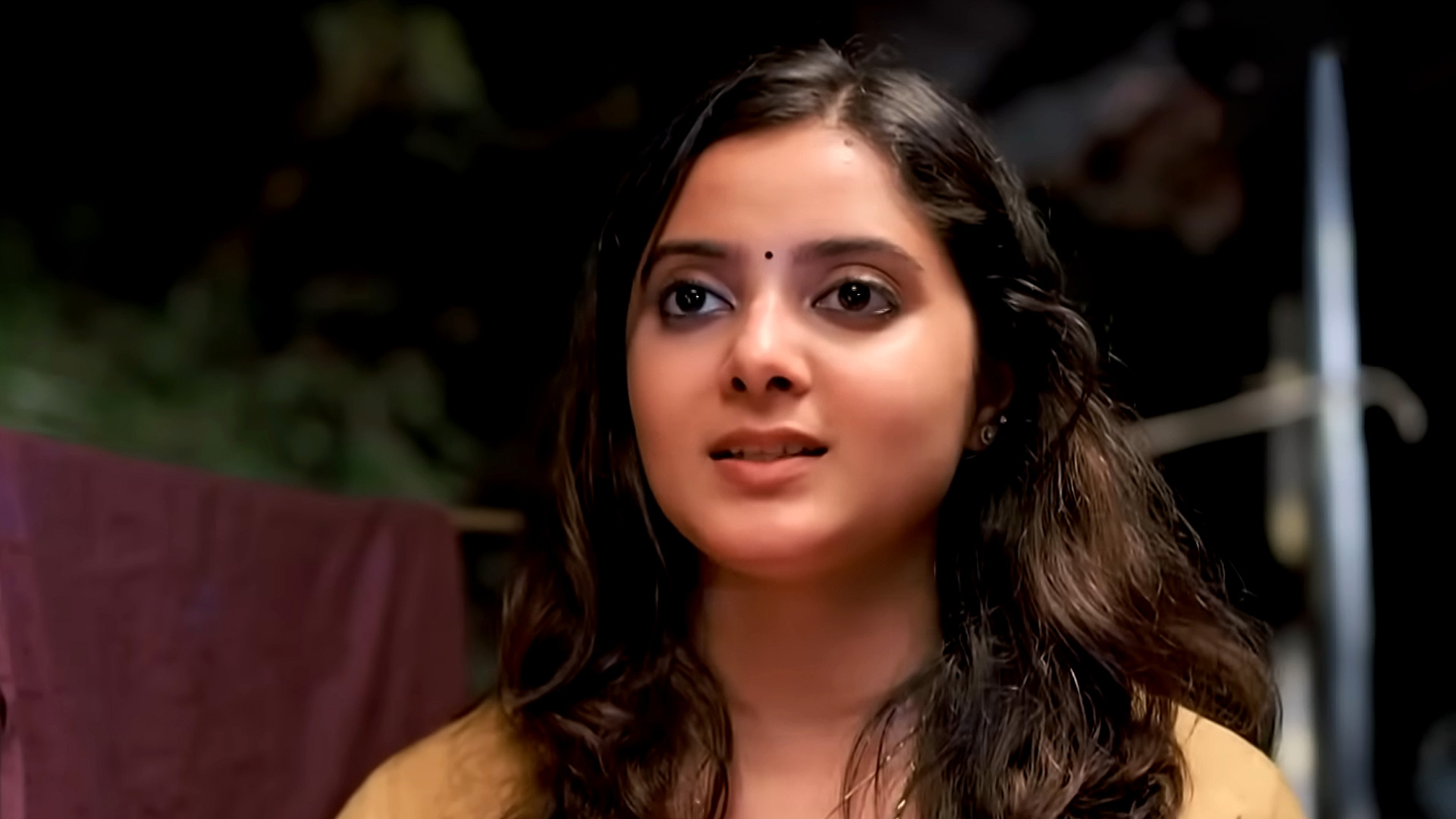 Kattathe Kilikoodu Online