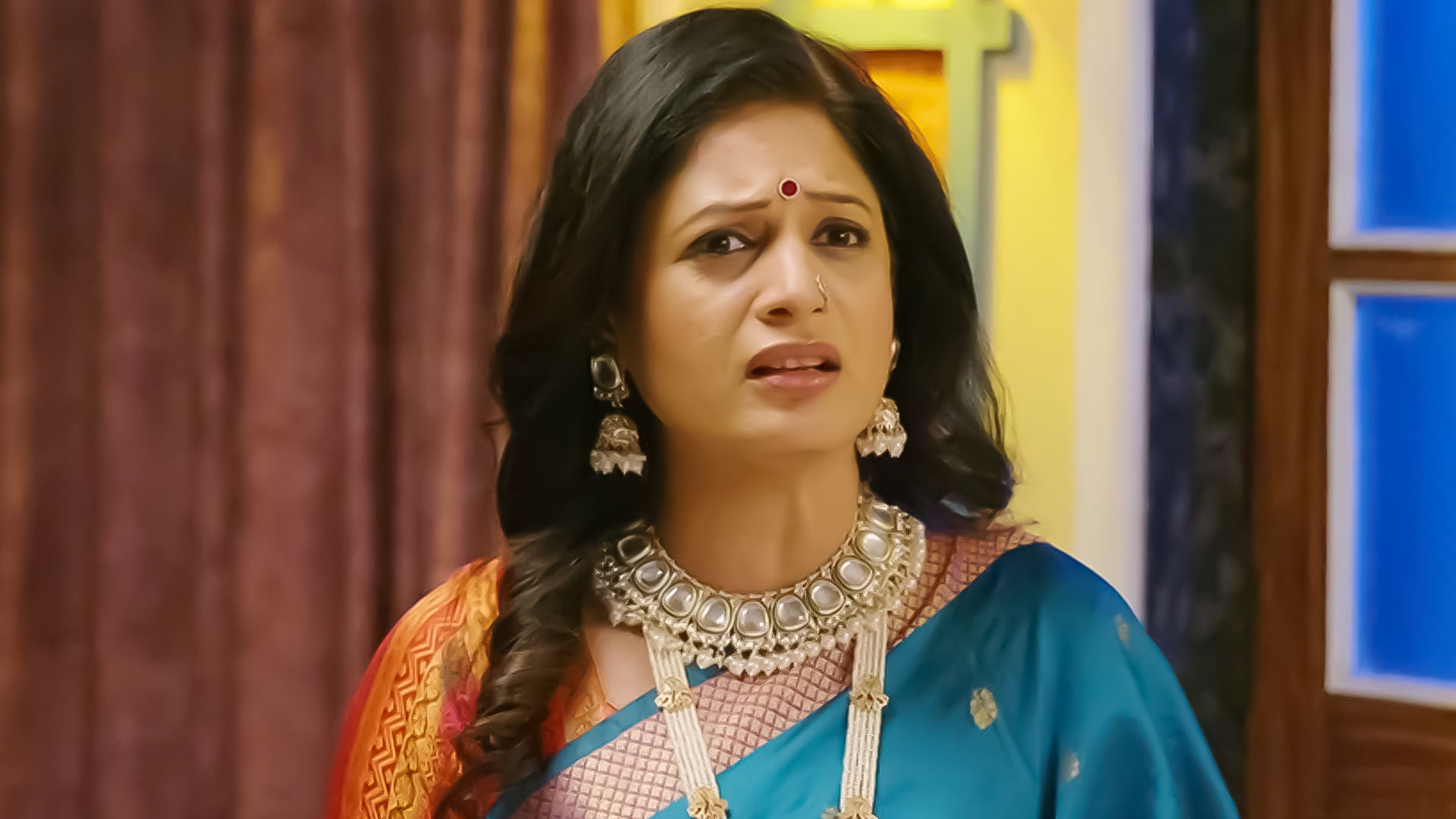 Rangai Jaane Rangma Online