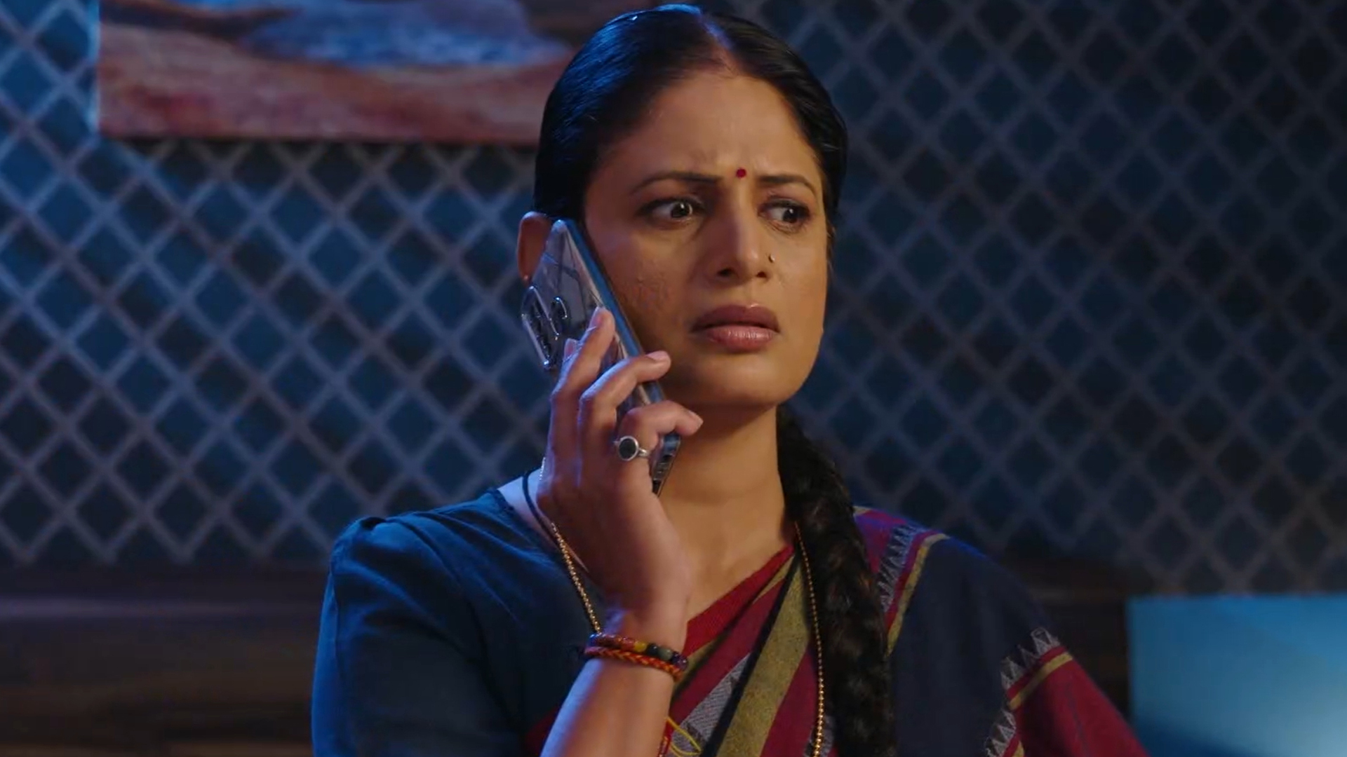 Rangai Jaane Rangma Online