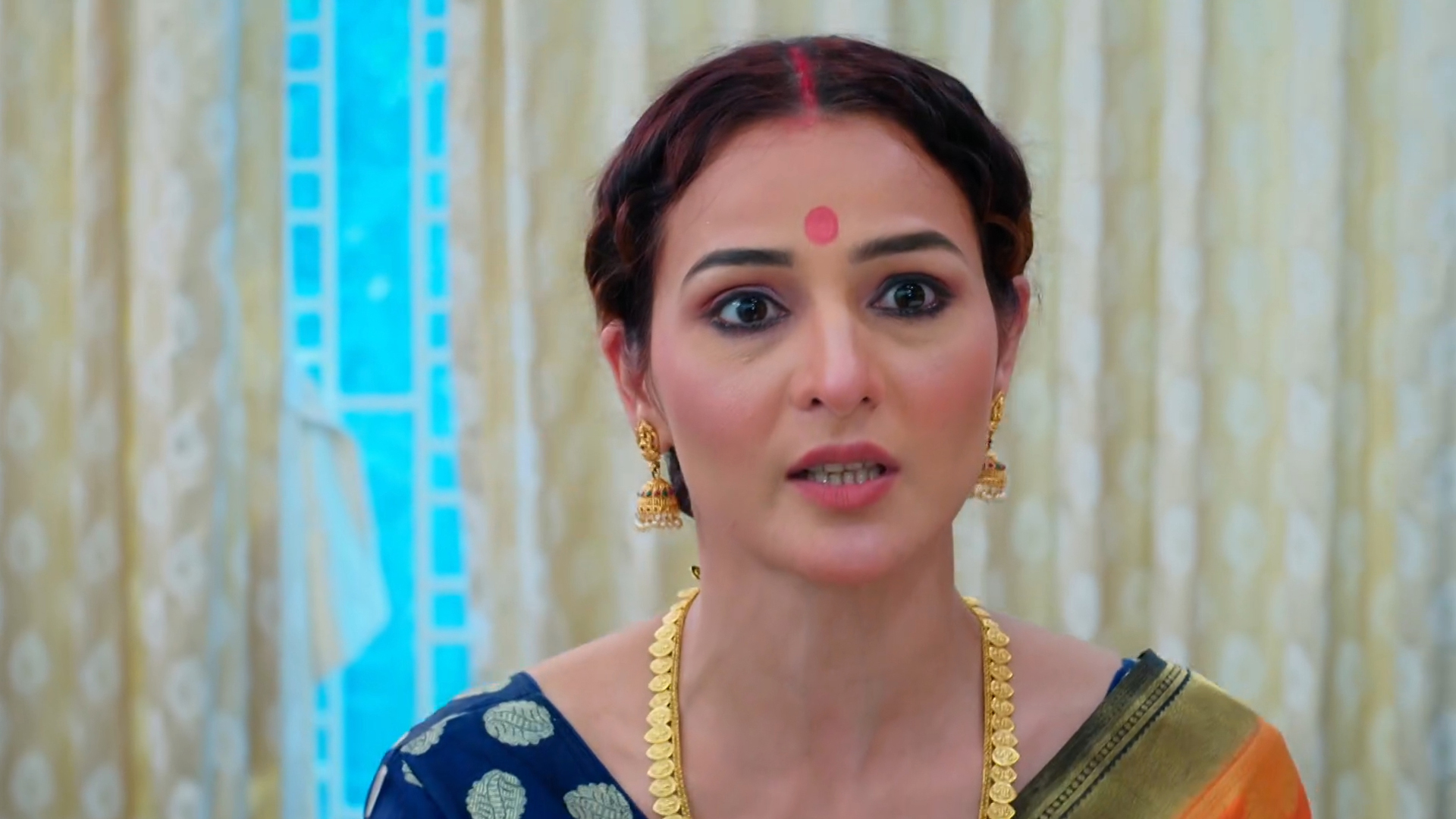 Aarti Anjali Awasthi Online