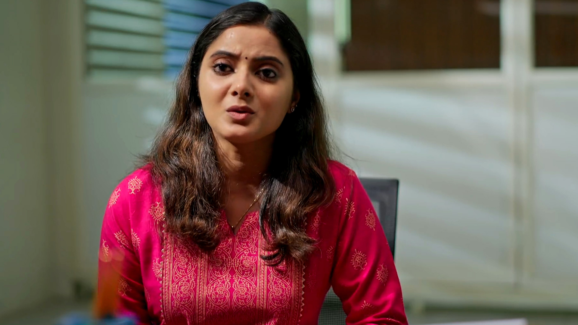 Kattathe Kilikoodu Online