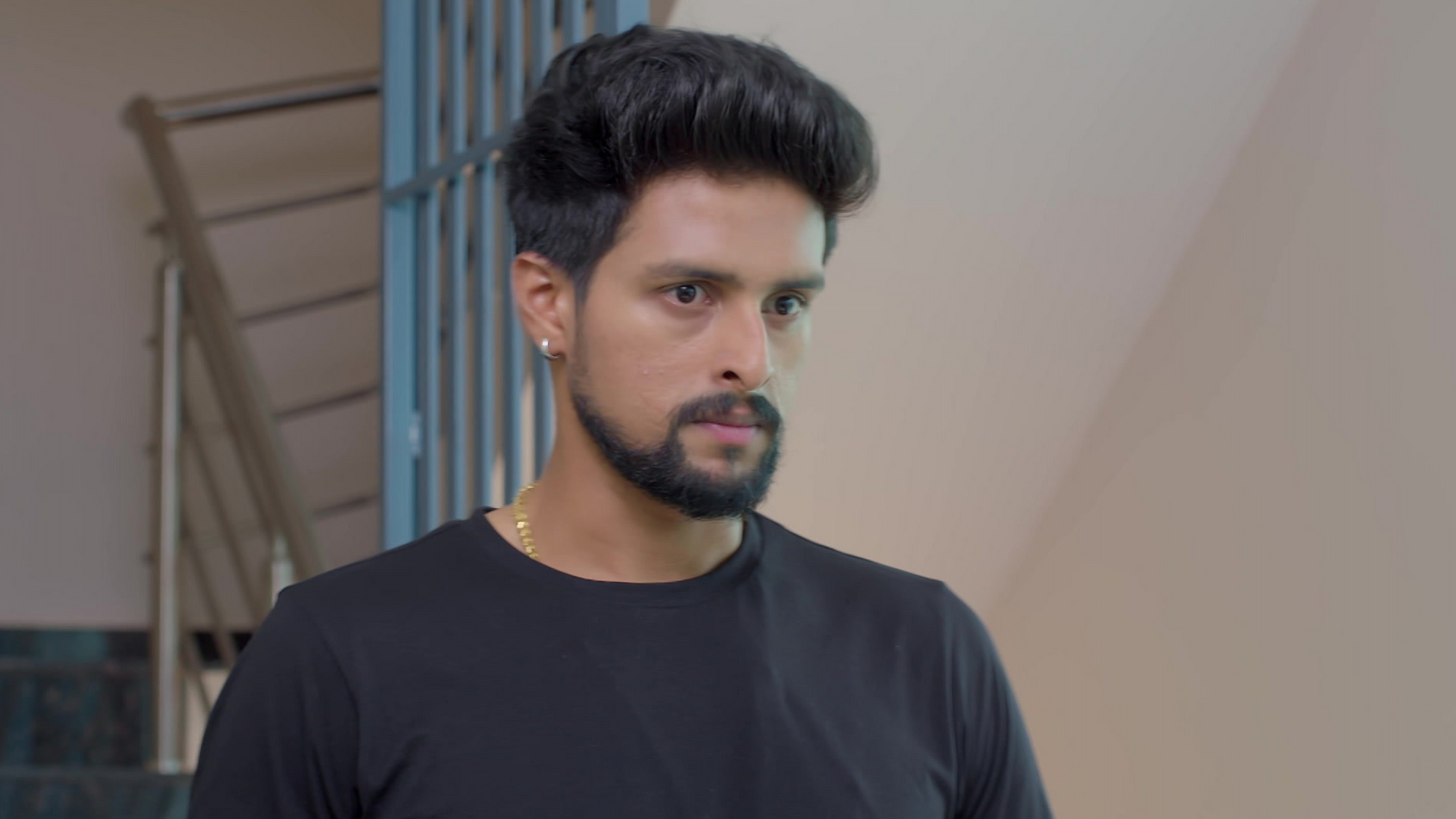 Snehada Kadalalli Online