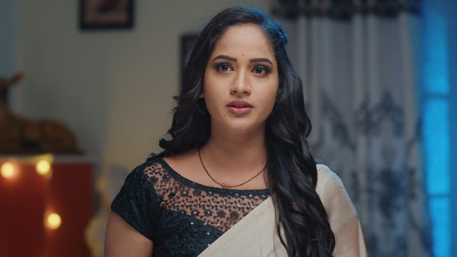 Maneye Mantralaya Online