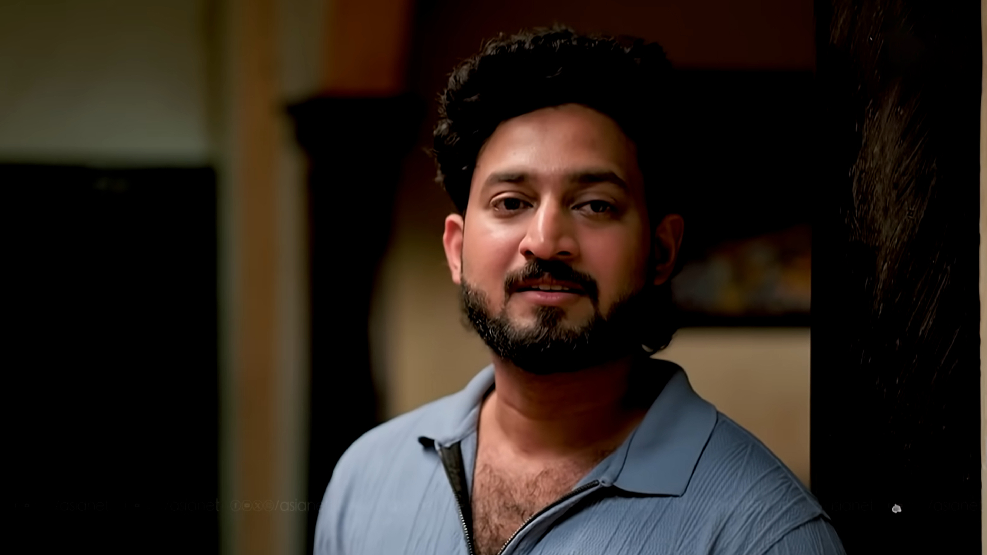 Kattathe Kilikoodu Online