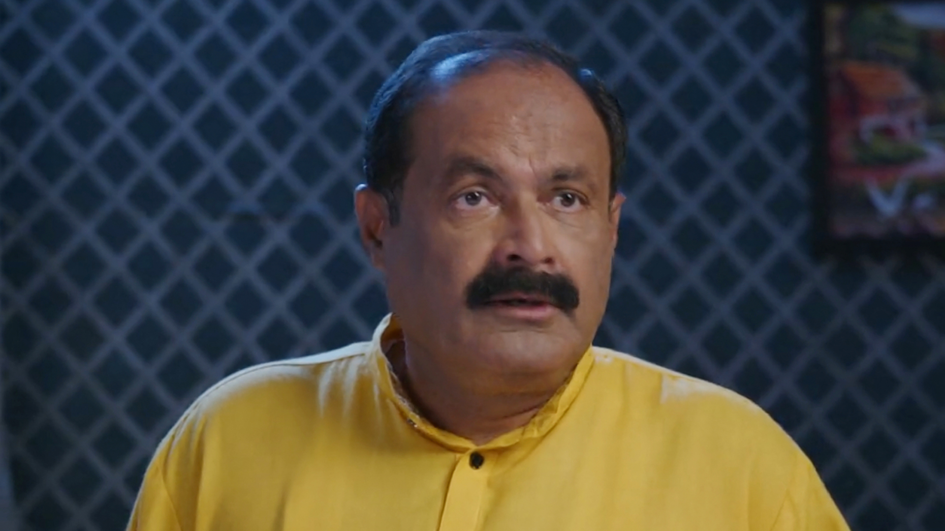 Rangai Jaane Rangma Online