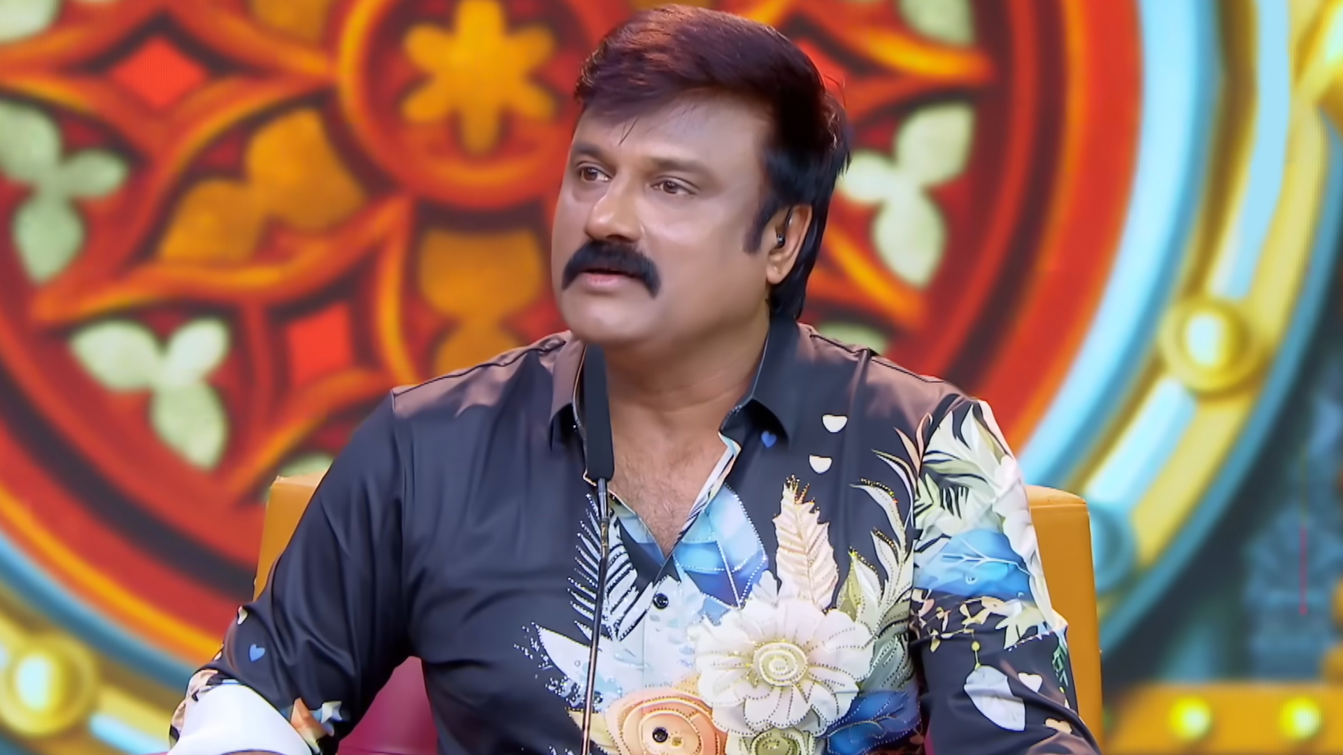 Flowers Comedy - Ithu Item Vere Online