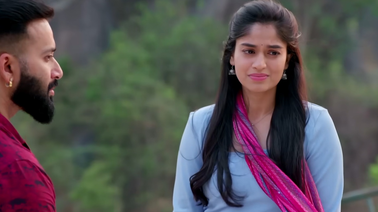 Snehada Kadalalli Online