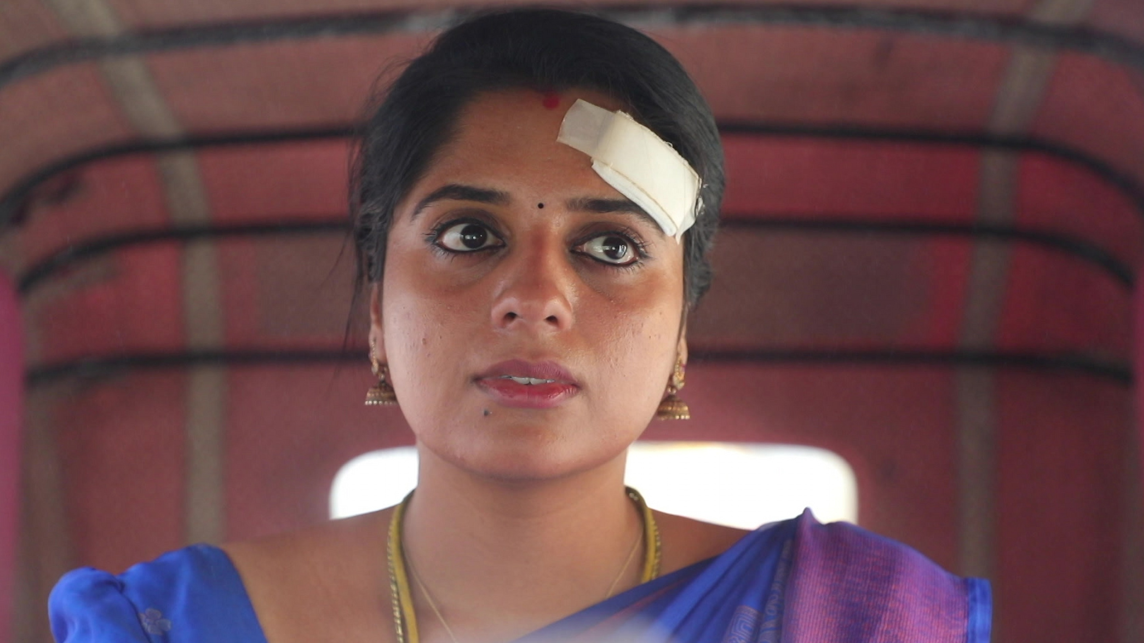 Dhanam - Ungalil Oruthi