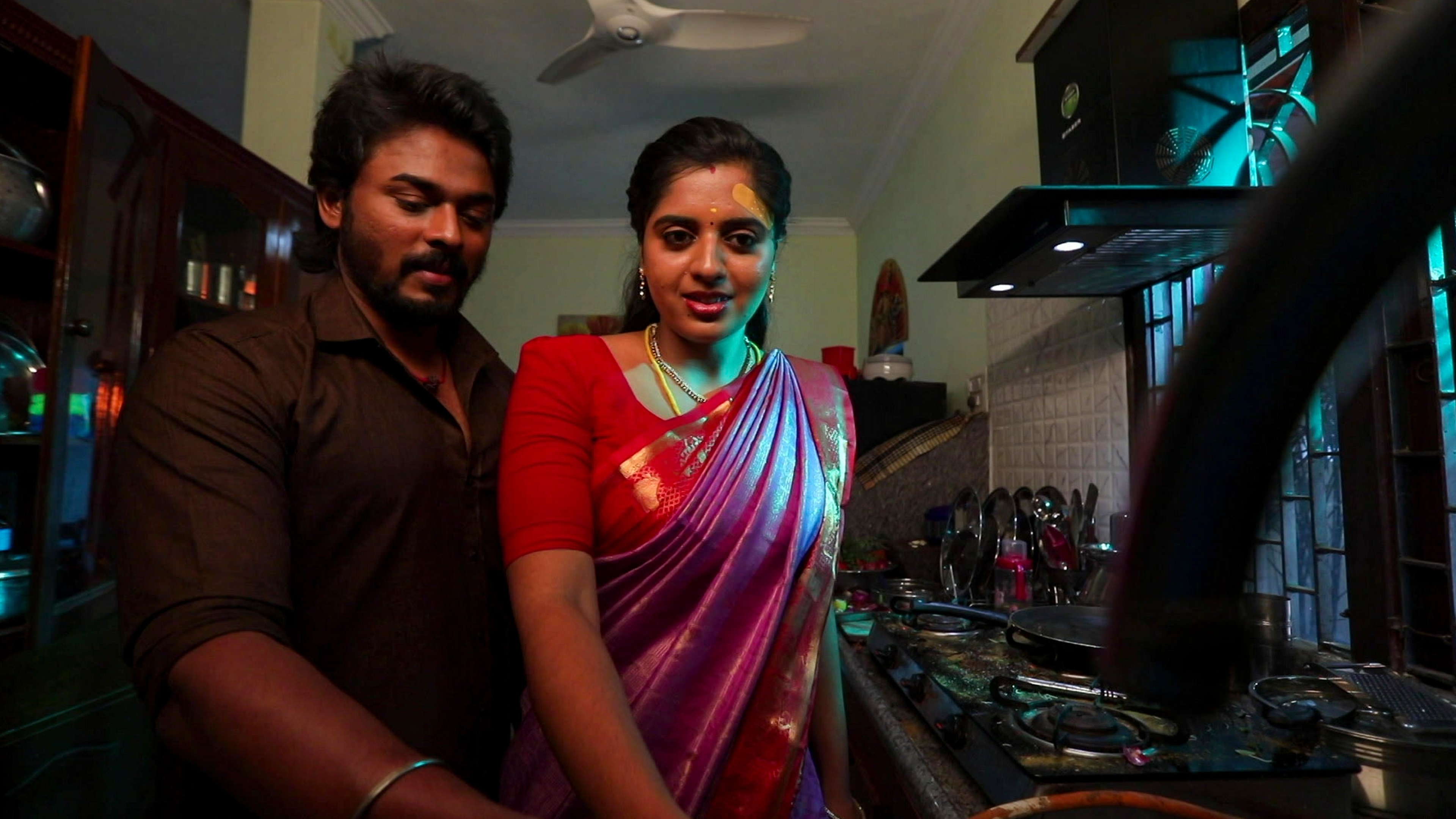 Dhanam - Ungalil Oruthi