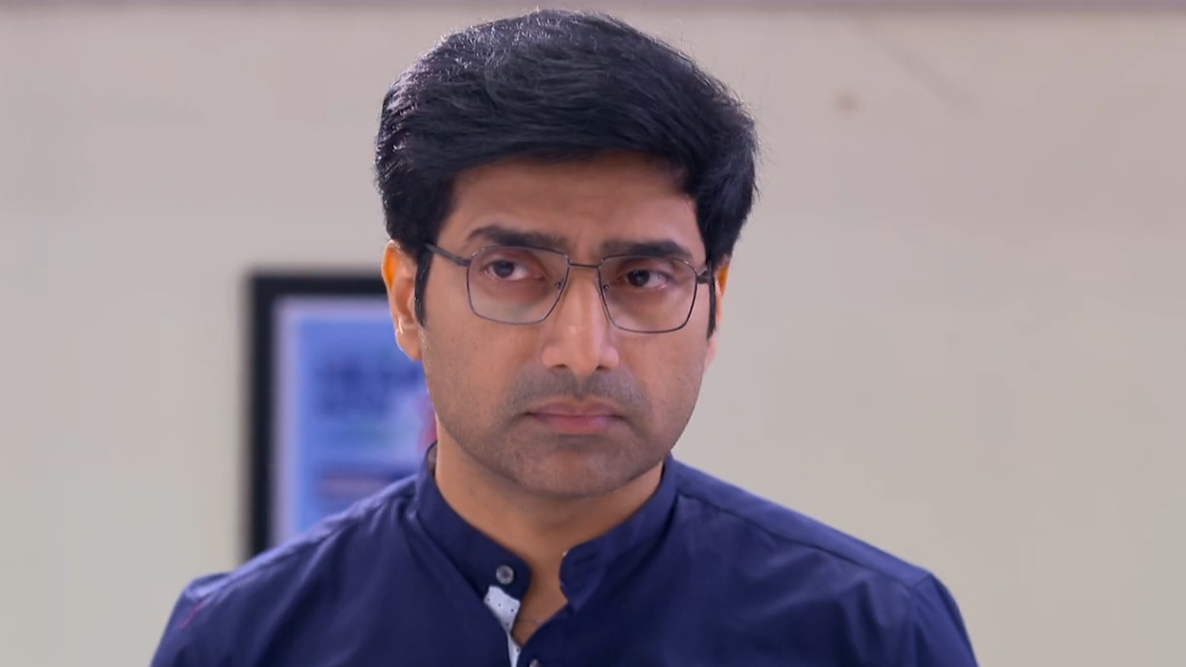 O Mor Dorodiya Online