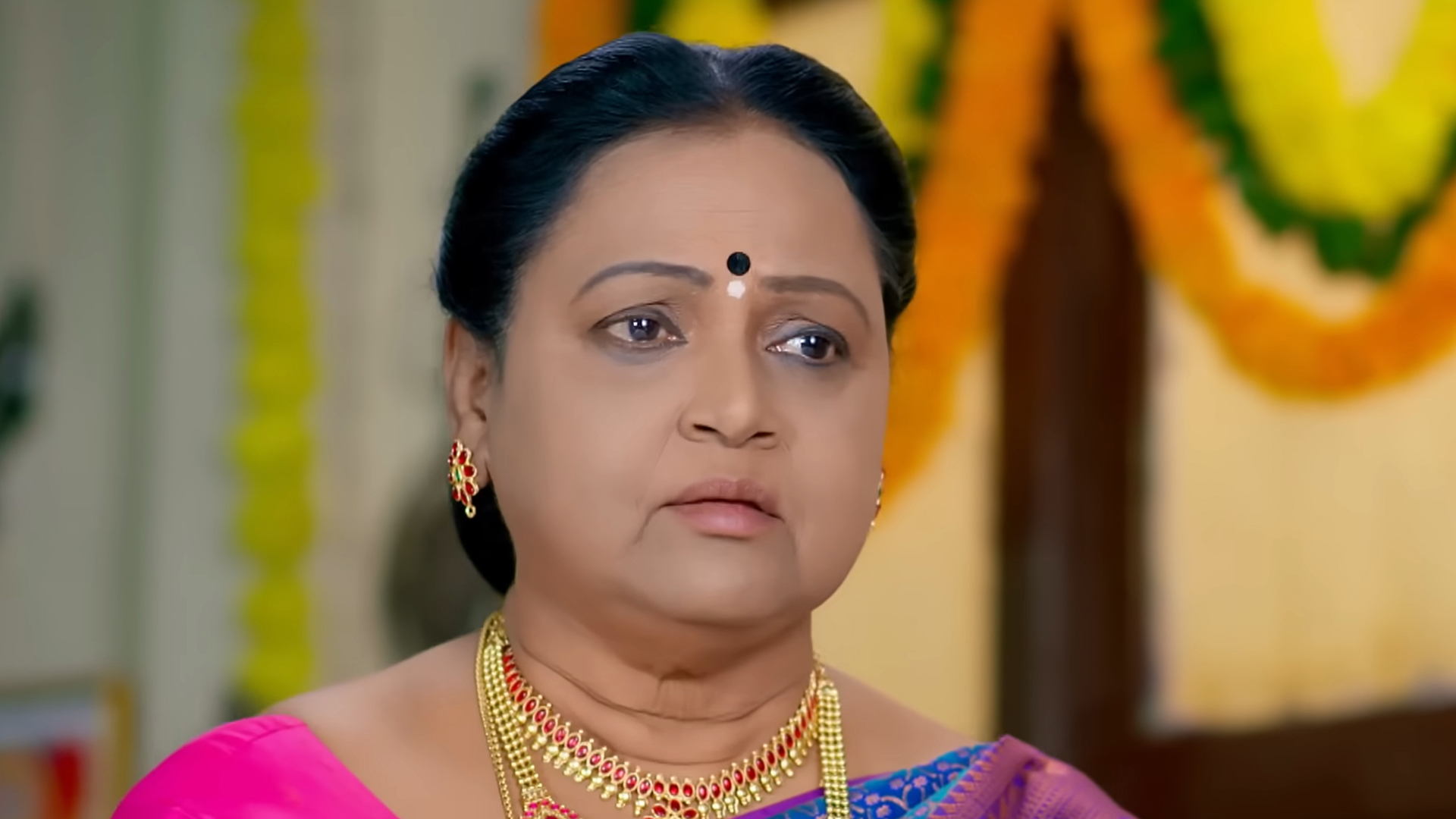 Andaala Rakshasi Online