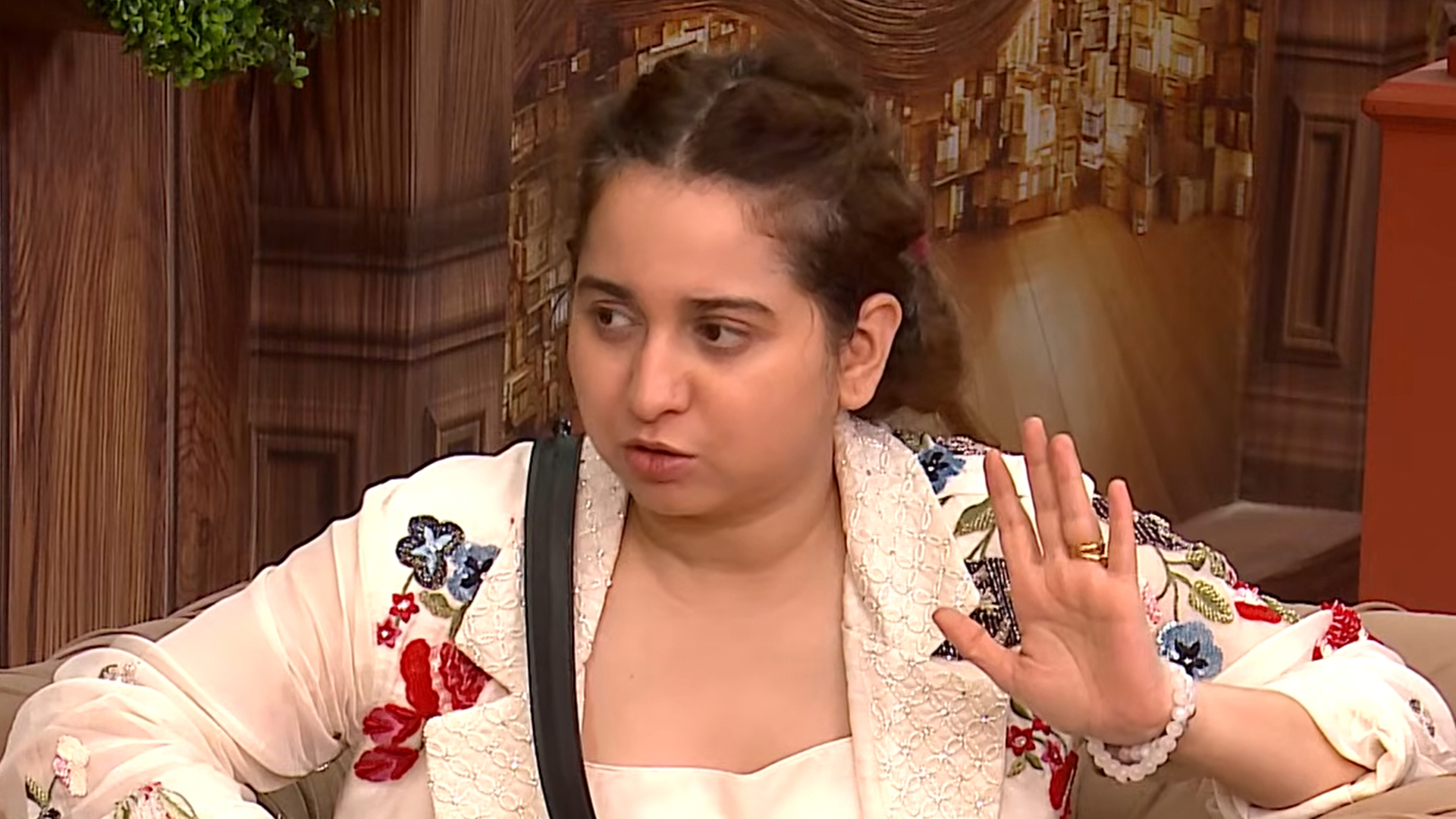 Bigg Boss Marathi Online