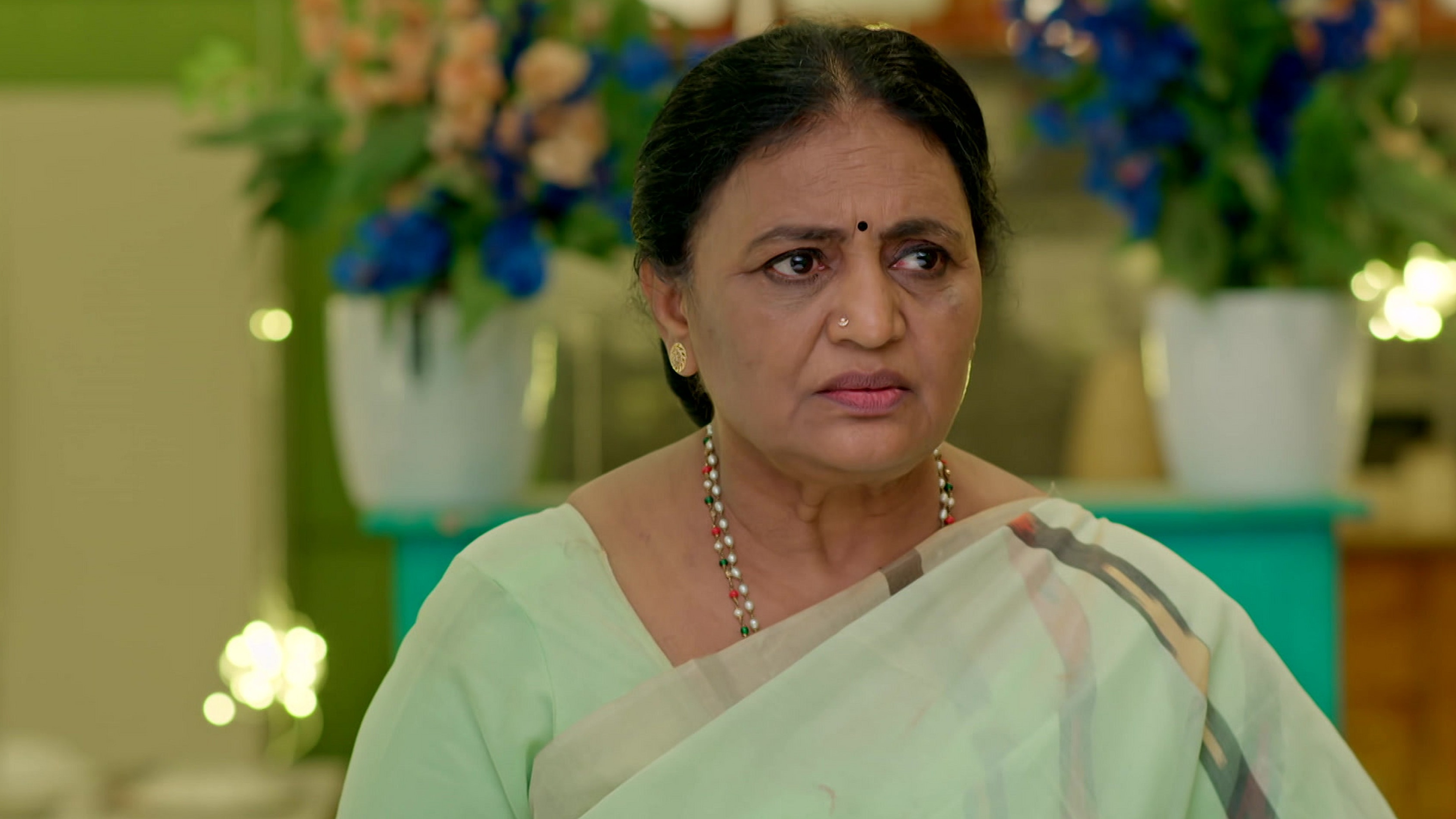 Gunde Ninda Gudigantalu Online