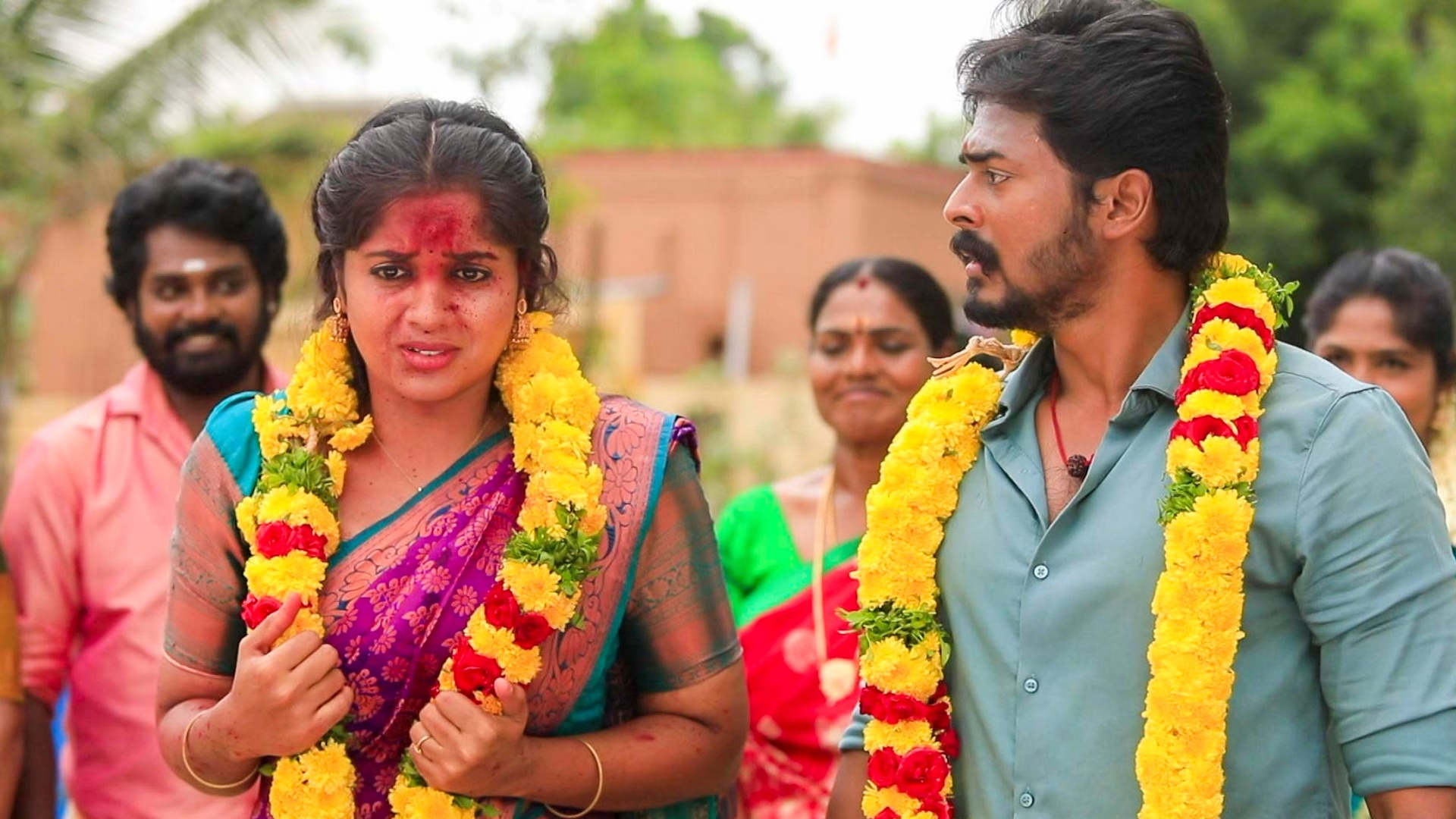 Sindhoorapottu Online