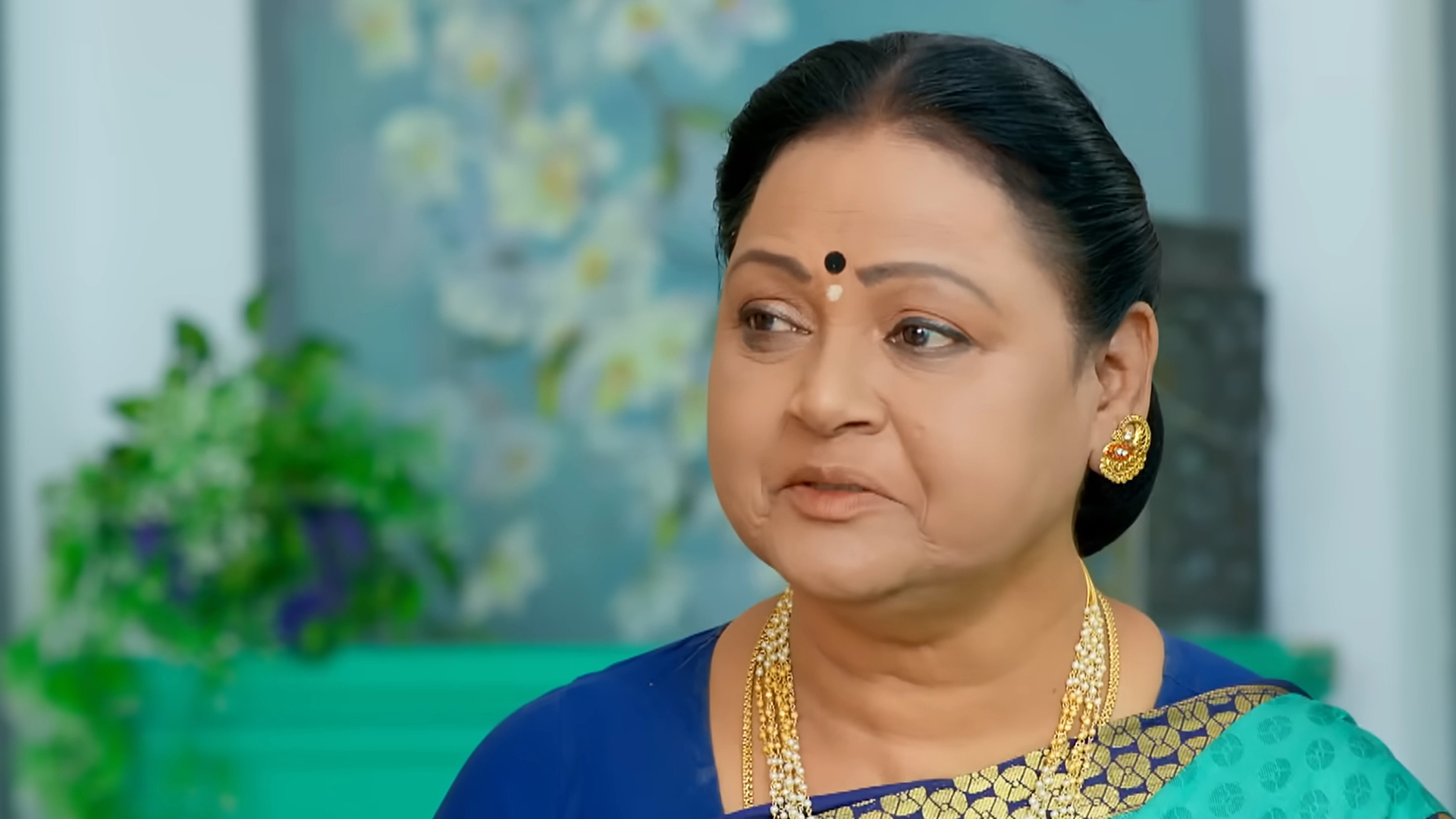 Andaala Rakshasi Online