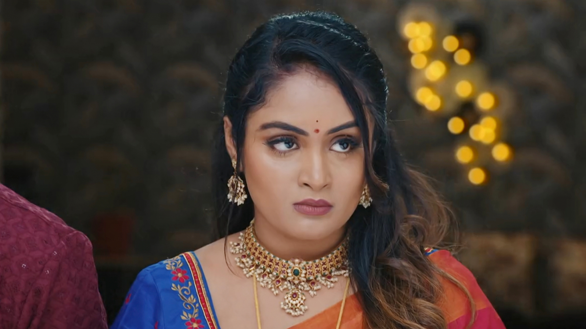 Maneye Mantralaya Online