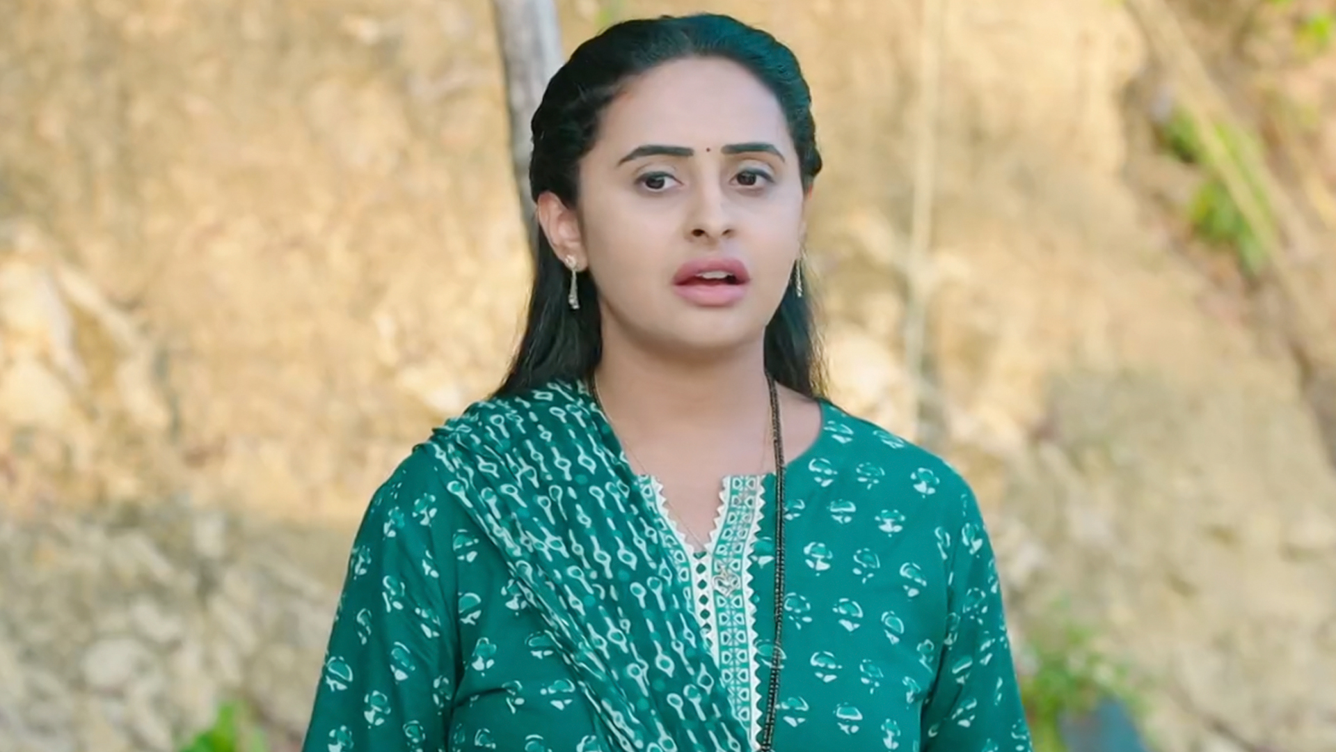 Sri Gandhada Gudi Online