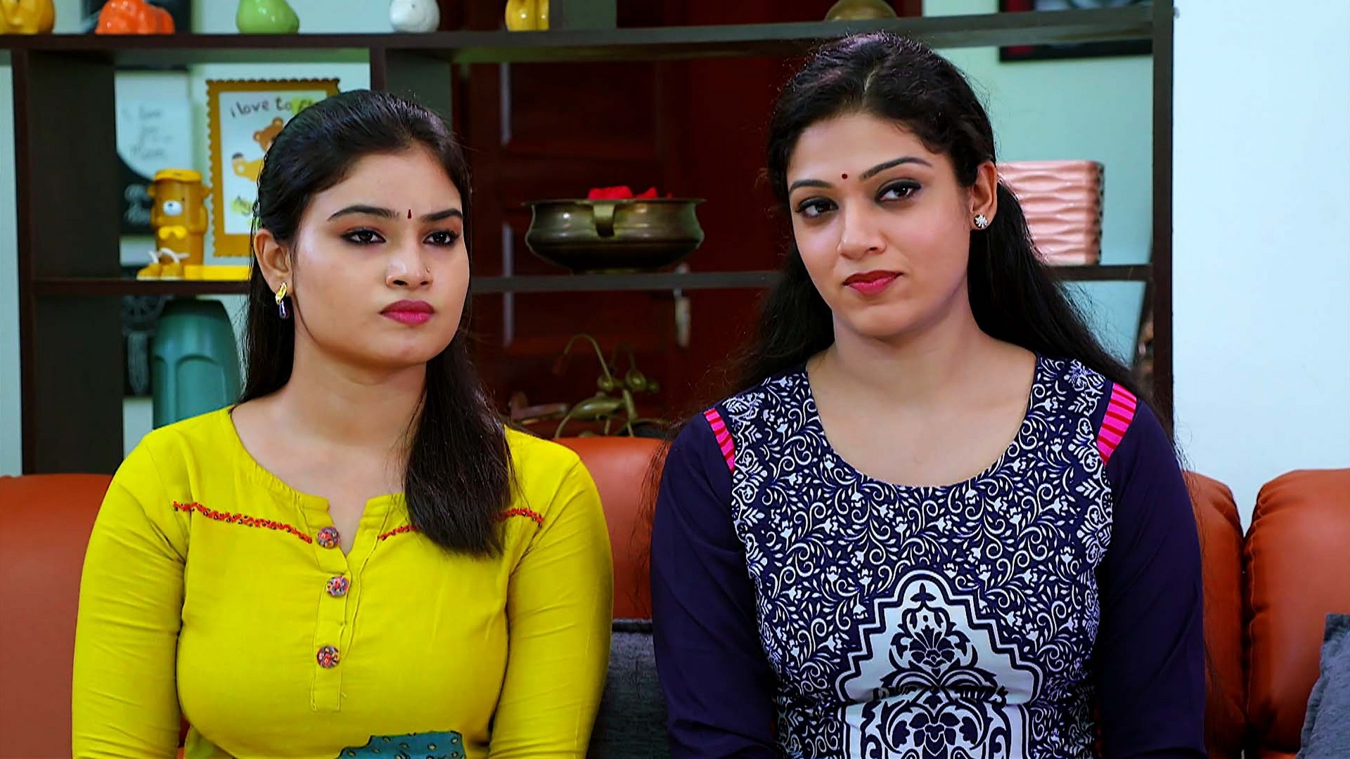 Thoovalsparsham Online