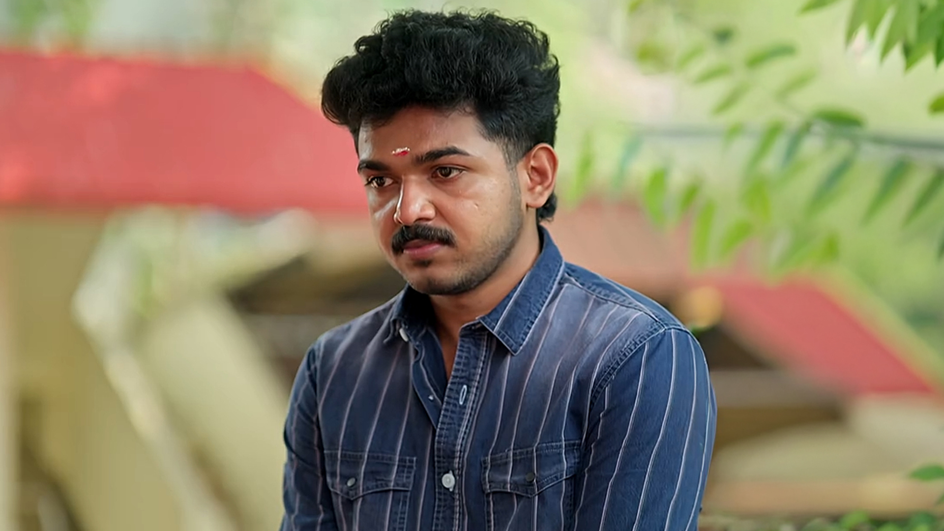 Kattathe Kilikoodu Online