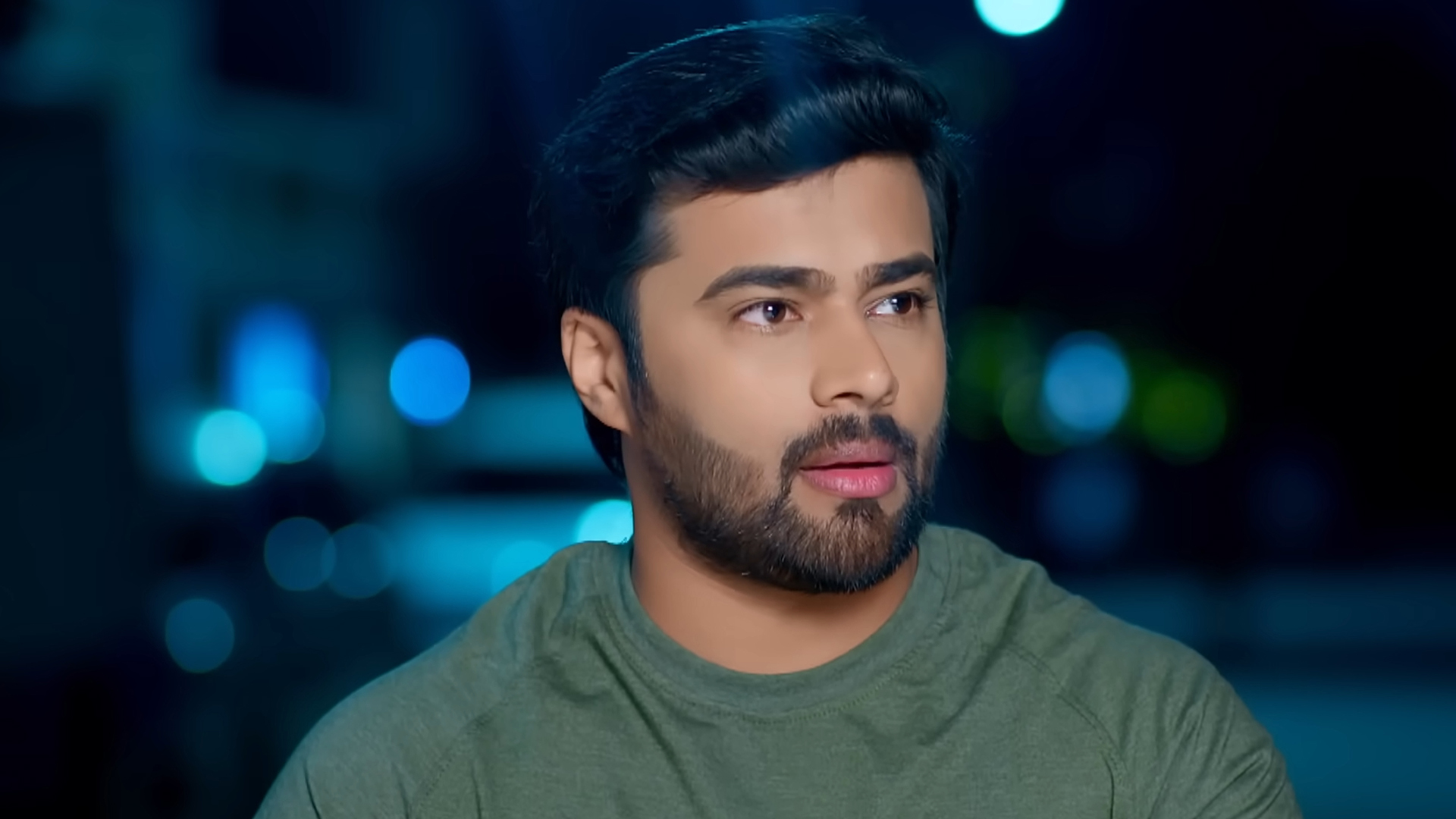 Andaala Rakshasi Online