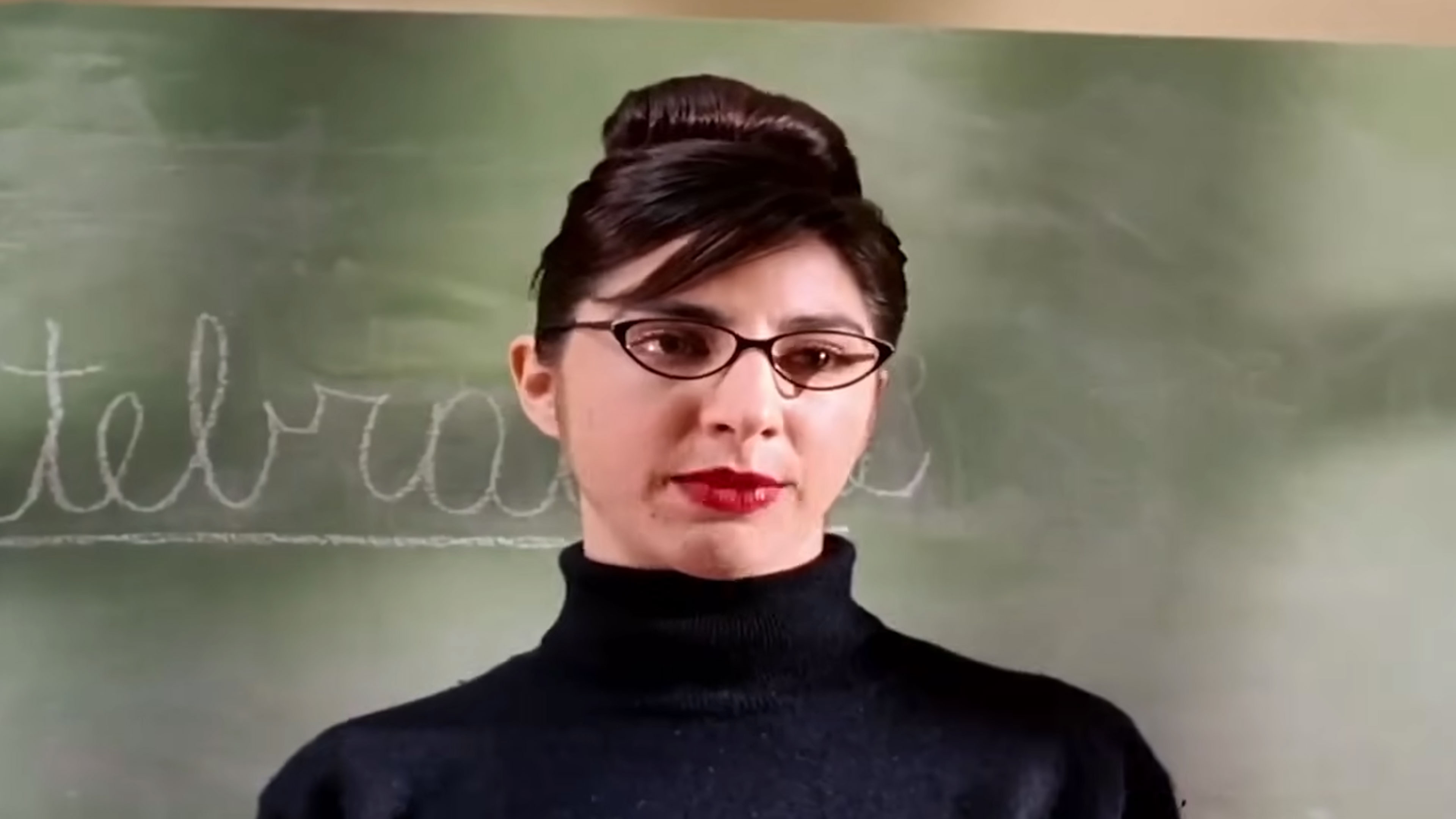 Lucy'r Abhijan Online