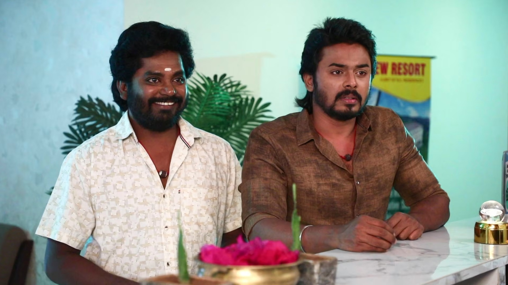 Dhanam - Ungalil Oruthi