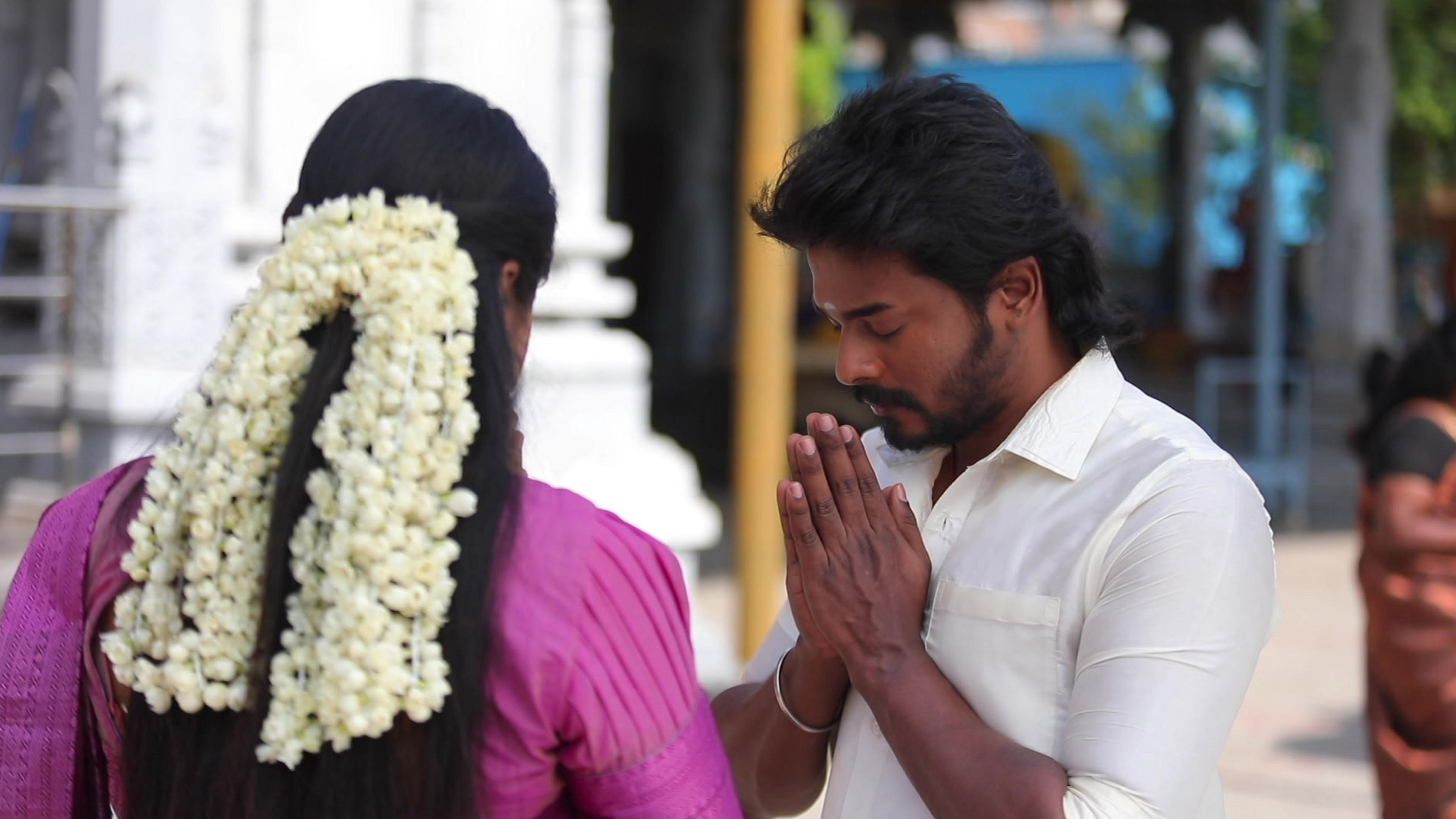 Dhanam - Ungalil Oruthi