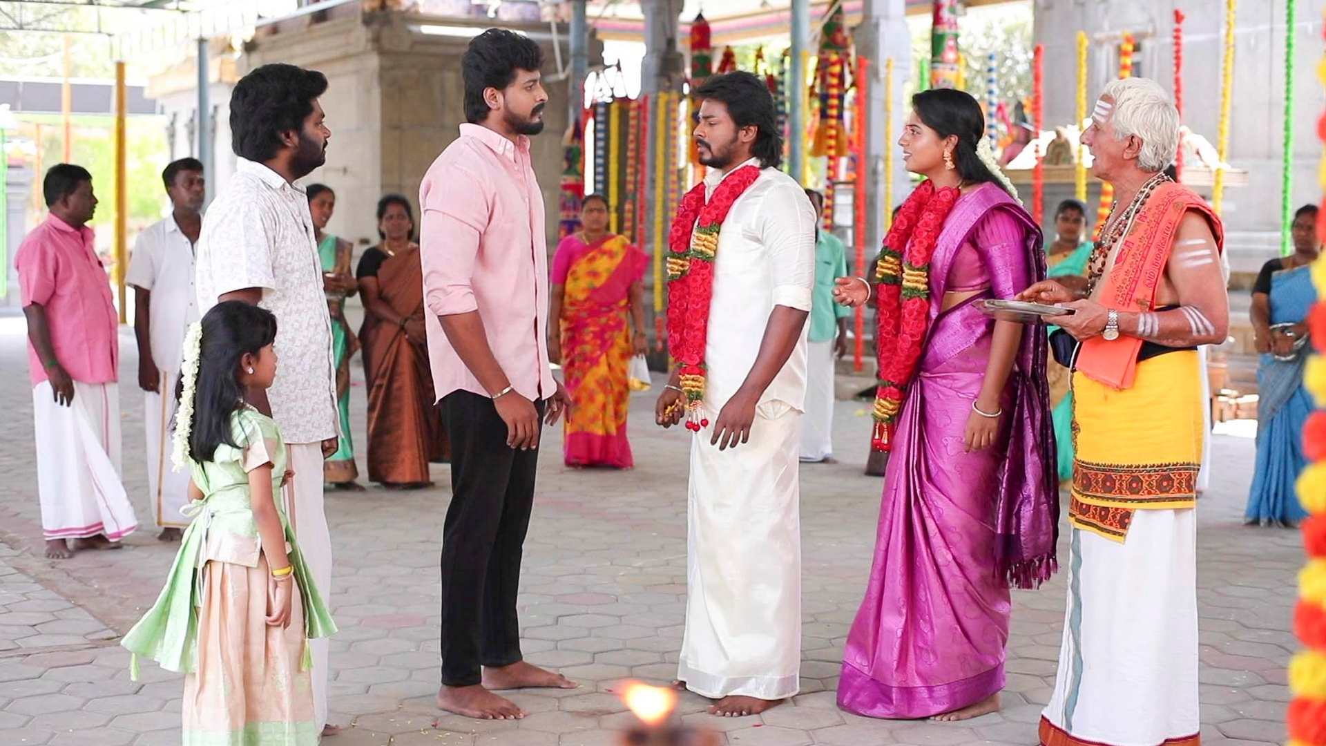 Dhanam - Ungalil Oruthi