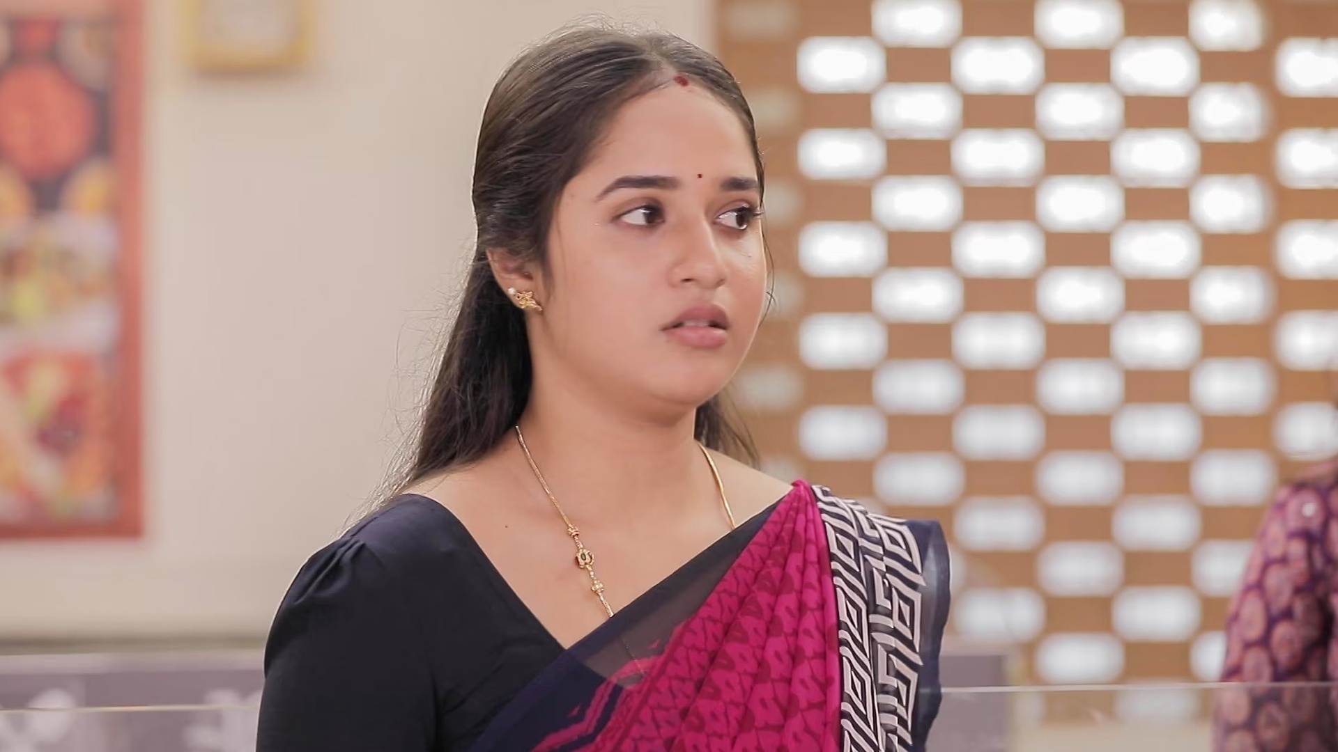 Kanmani Anbudan Online