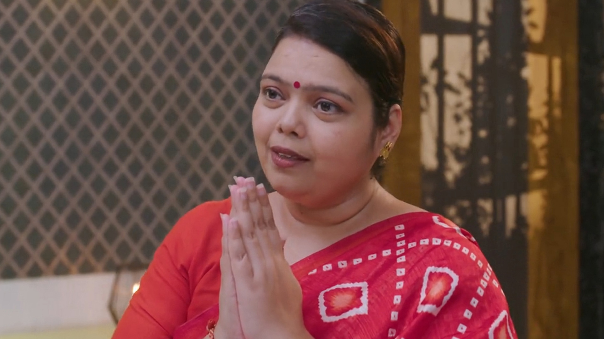 Rangai Jaane Rangma Online