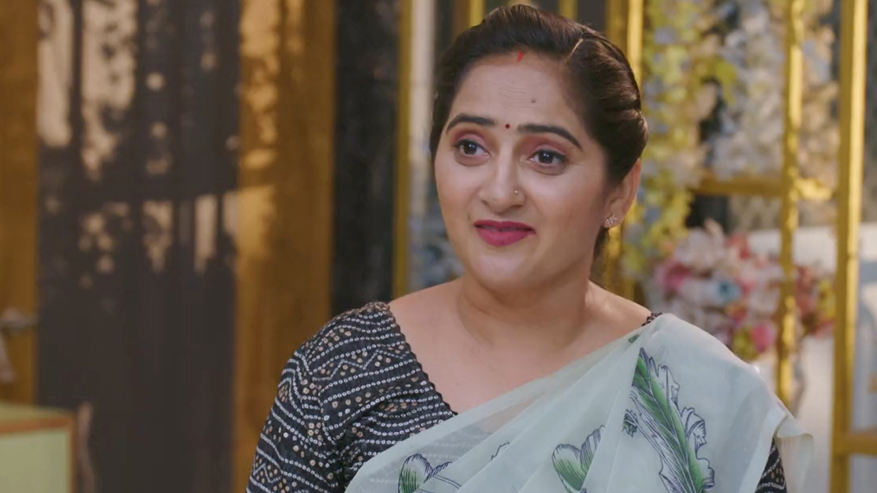 Rangai Jaane Rangma Online