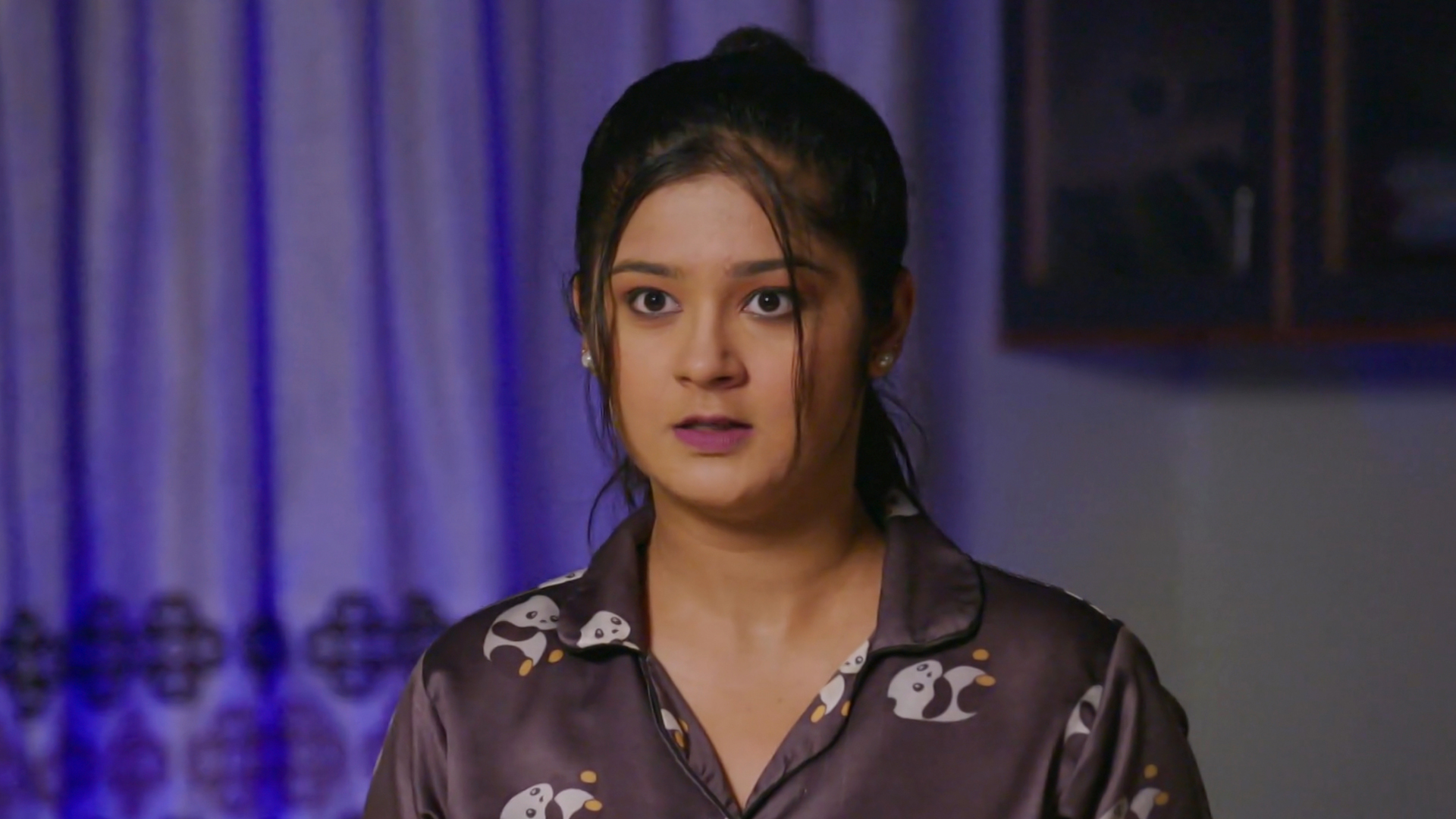 Rangai Jaane Rangma Online