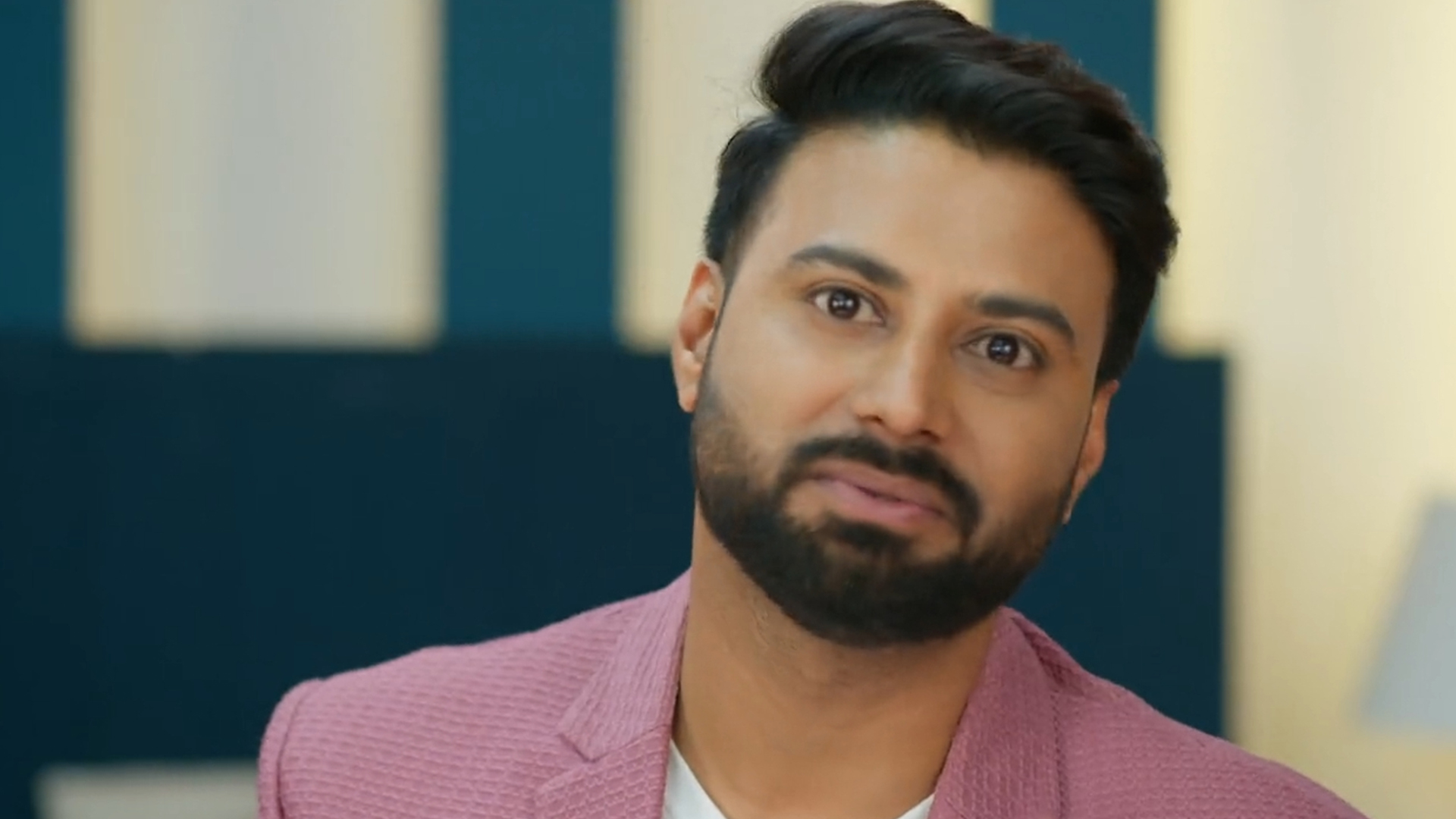 Mi Jinkun Ghein Saara