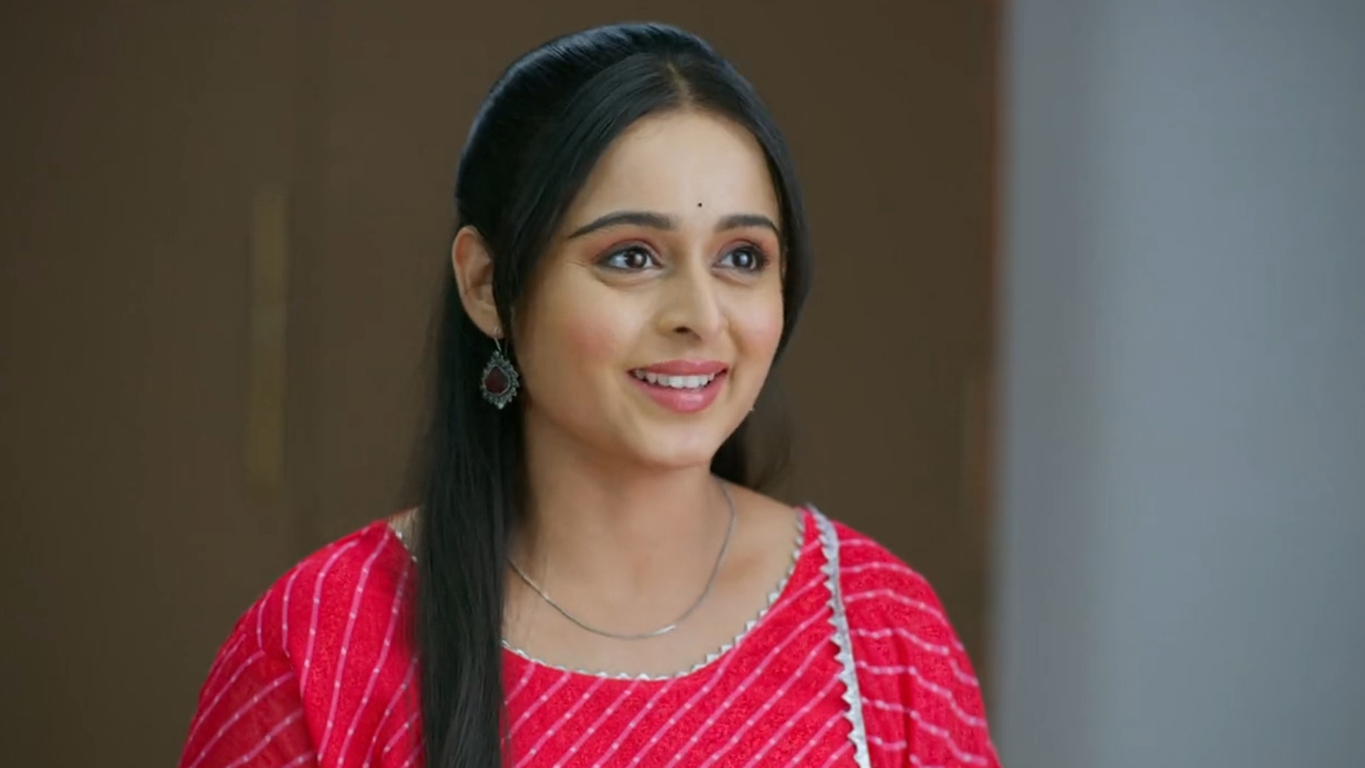 Mi Jinkun Ghein Saara Online