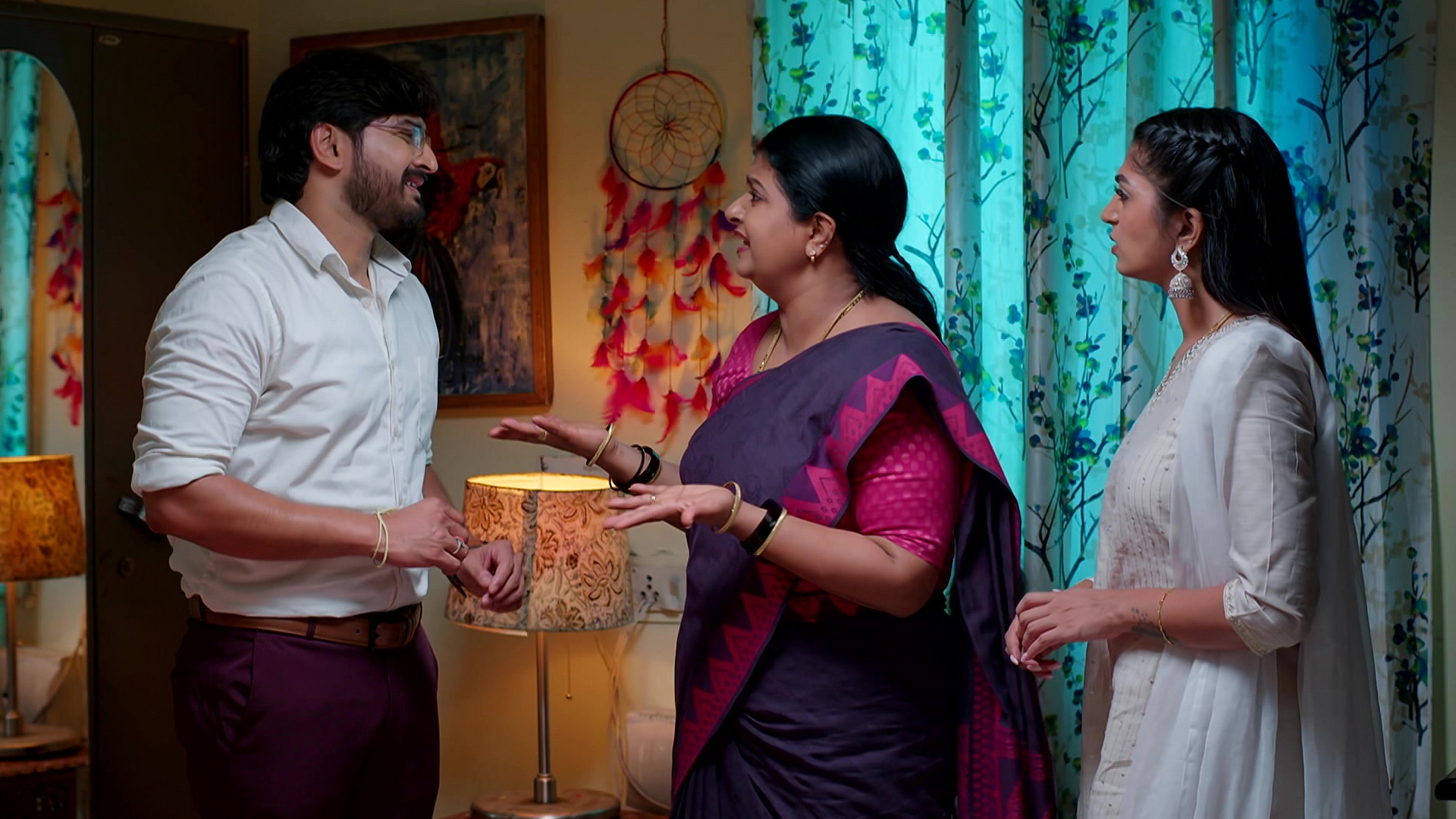 Gunde Ninda Gudigantalu Online