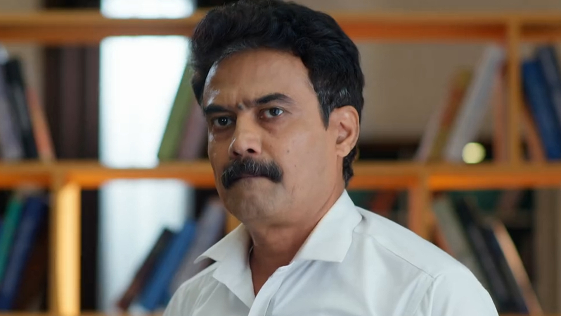 Mi Jinkun Ghein Saara Online