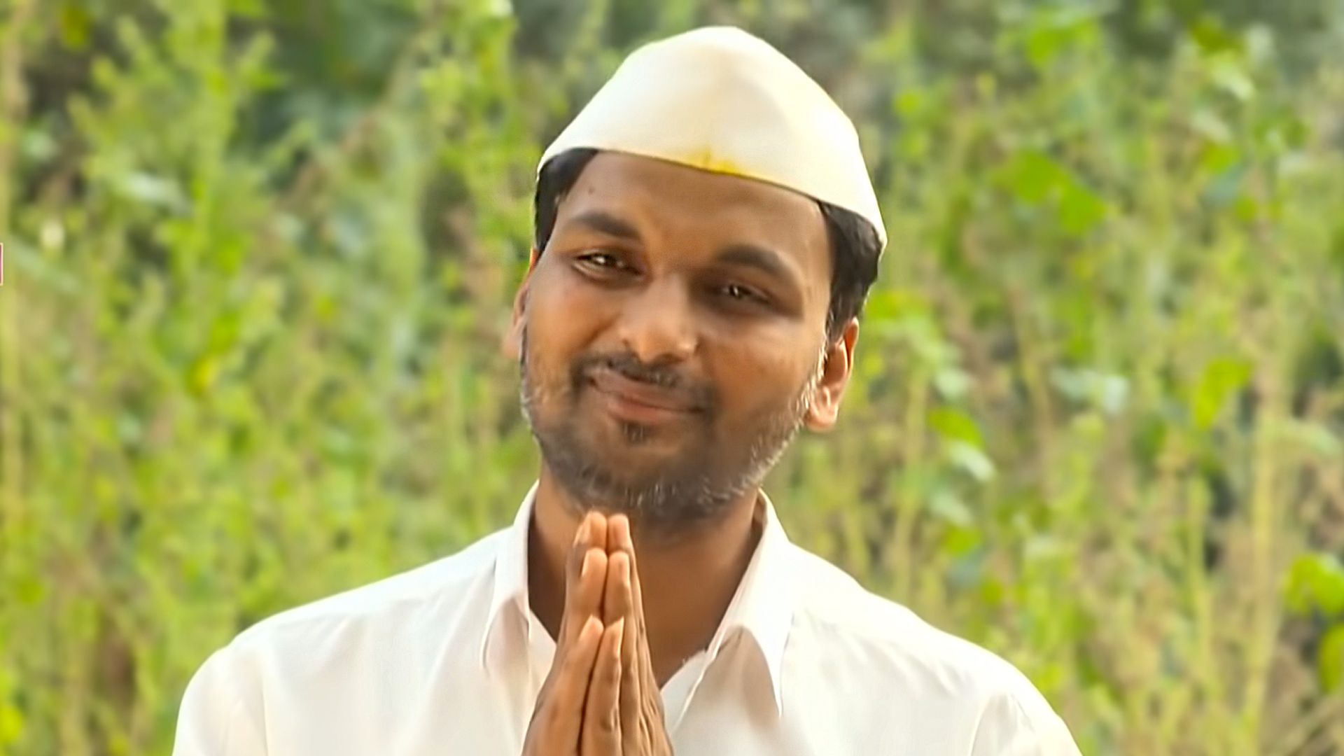 Pavada Purusha Online