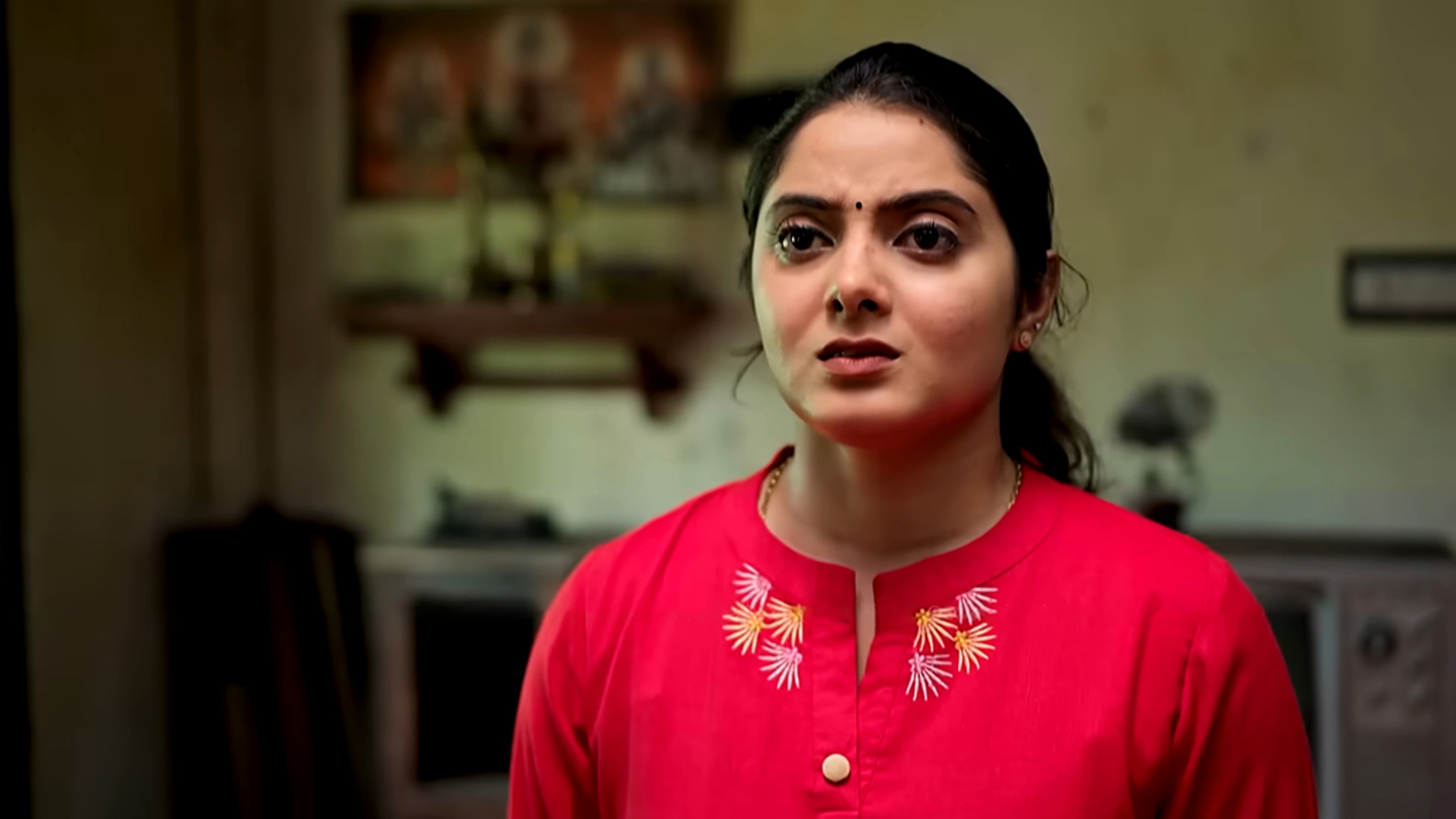 Kattathe Kilikoodu Online