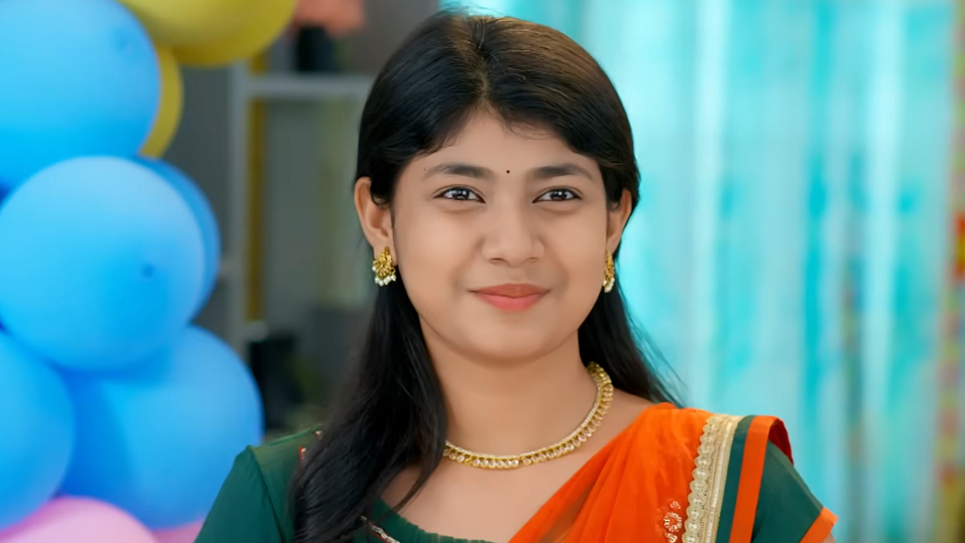 Andaala Rakshasi Online