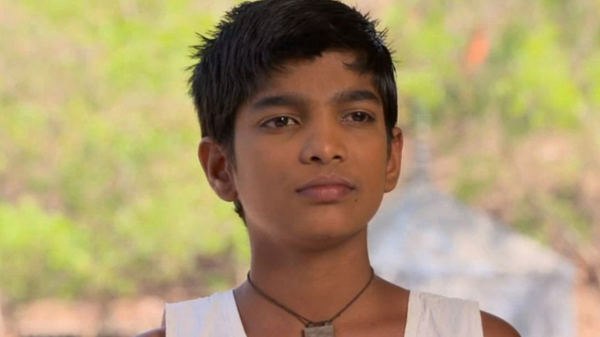 Pavada Purusha Online