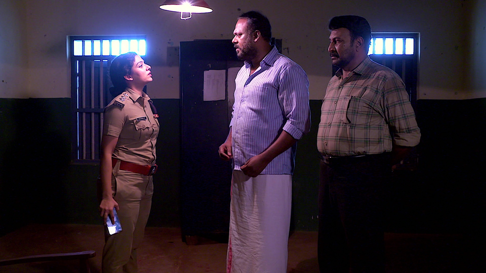 Thoovalsparsham Online