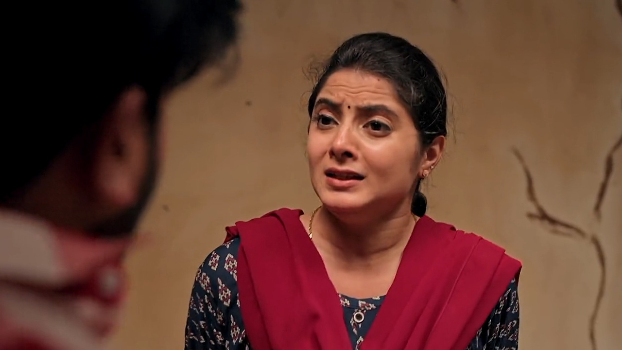 Kattathe Kilikoodu Online