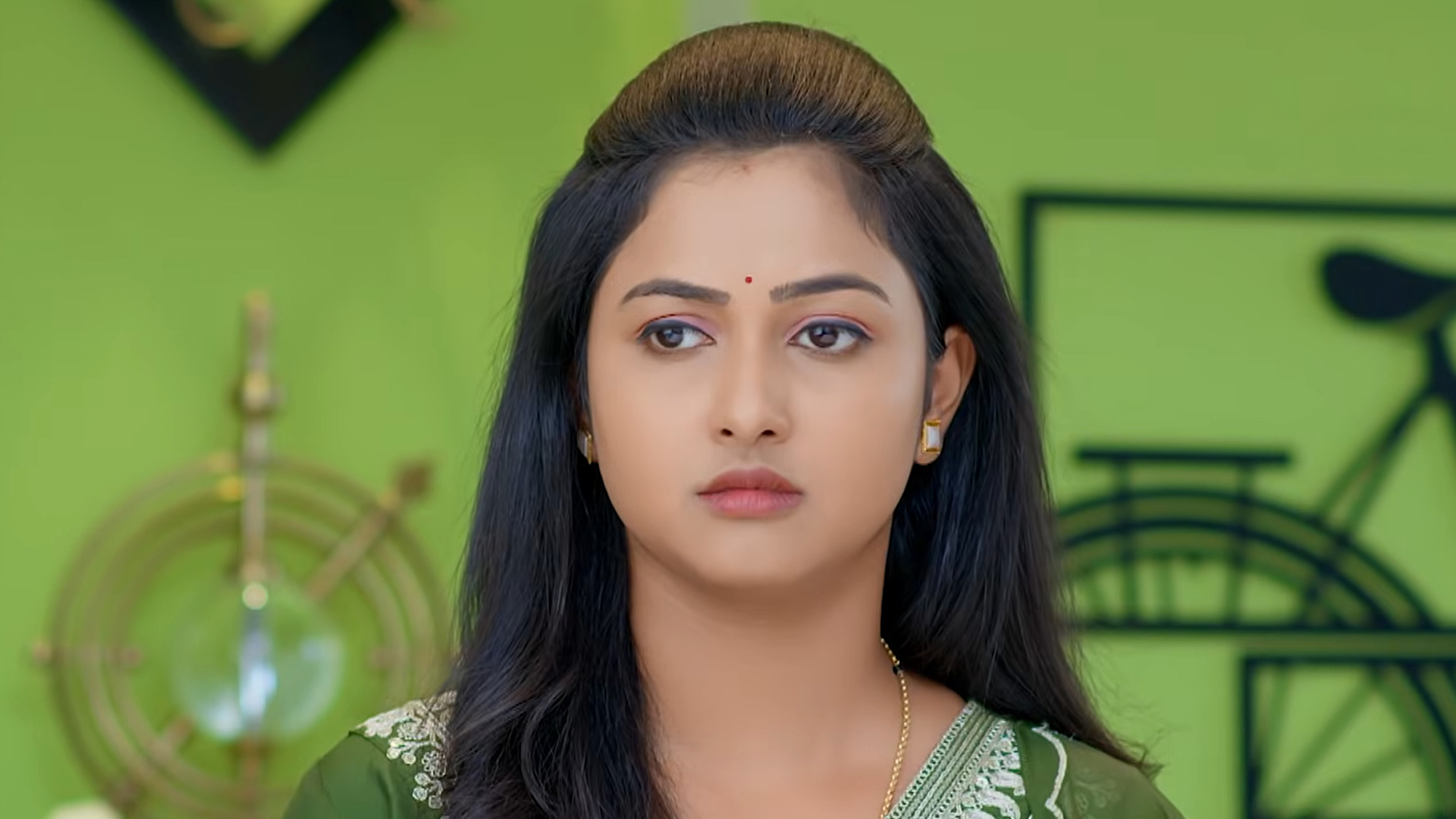 Andaala Rakshasi Online