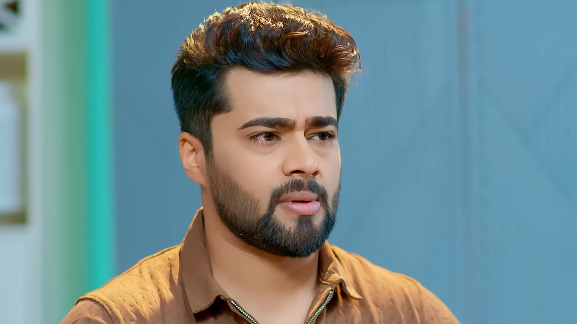 Andaala Rakshasi Online