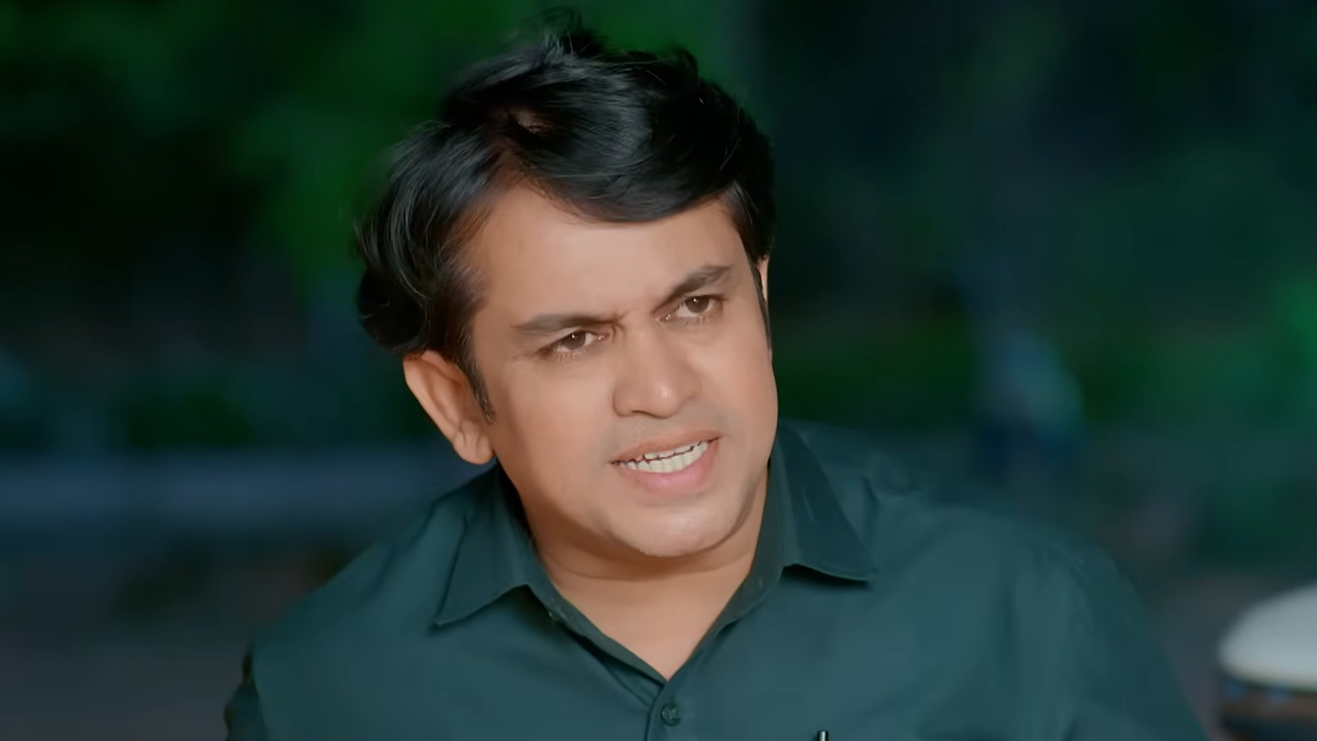 Andaala Rakshasi Online