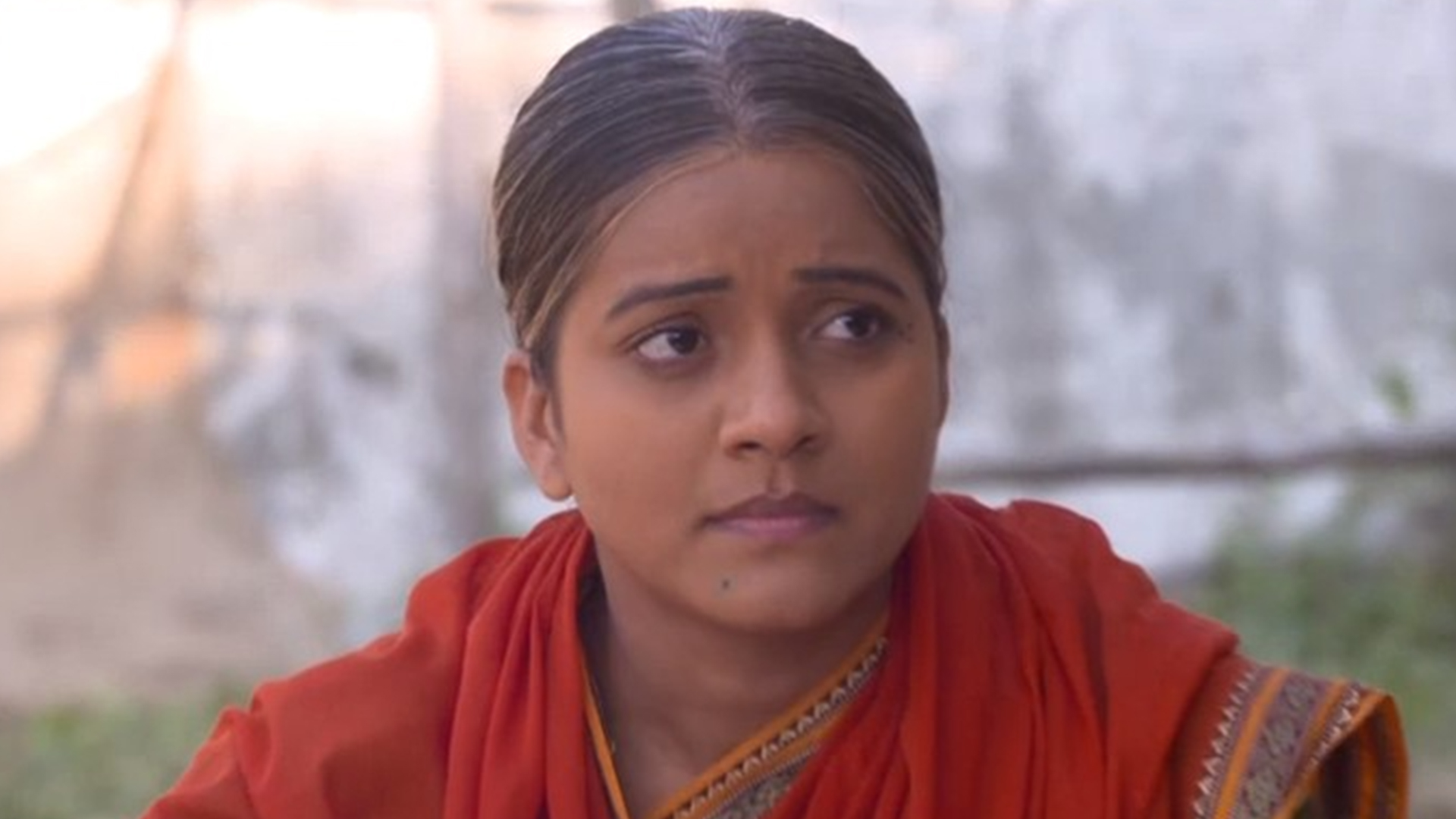 Pavada Purusha Online