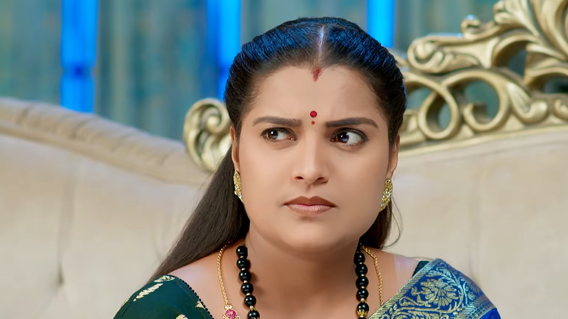 Andaala Rakshasi Online