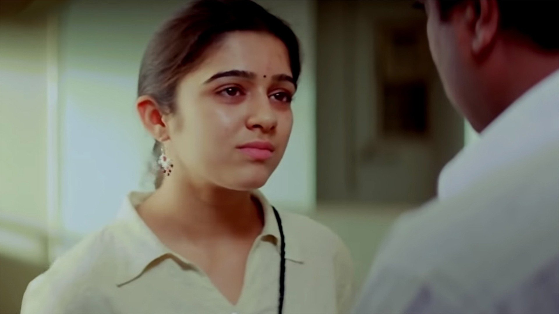 Anukokunda Oka Roju Online